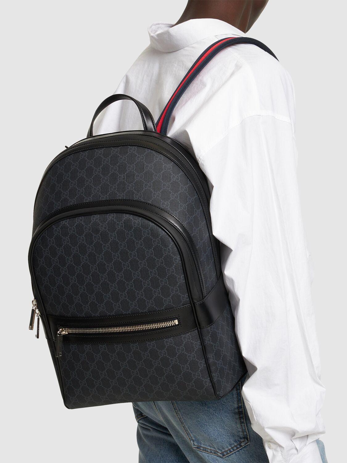 Gucci メンズ ブラック Gg Supreme キャンバスバックパック バック 