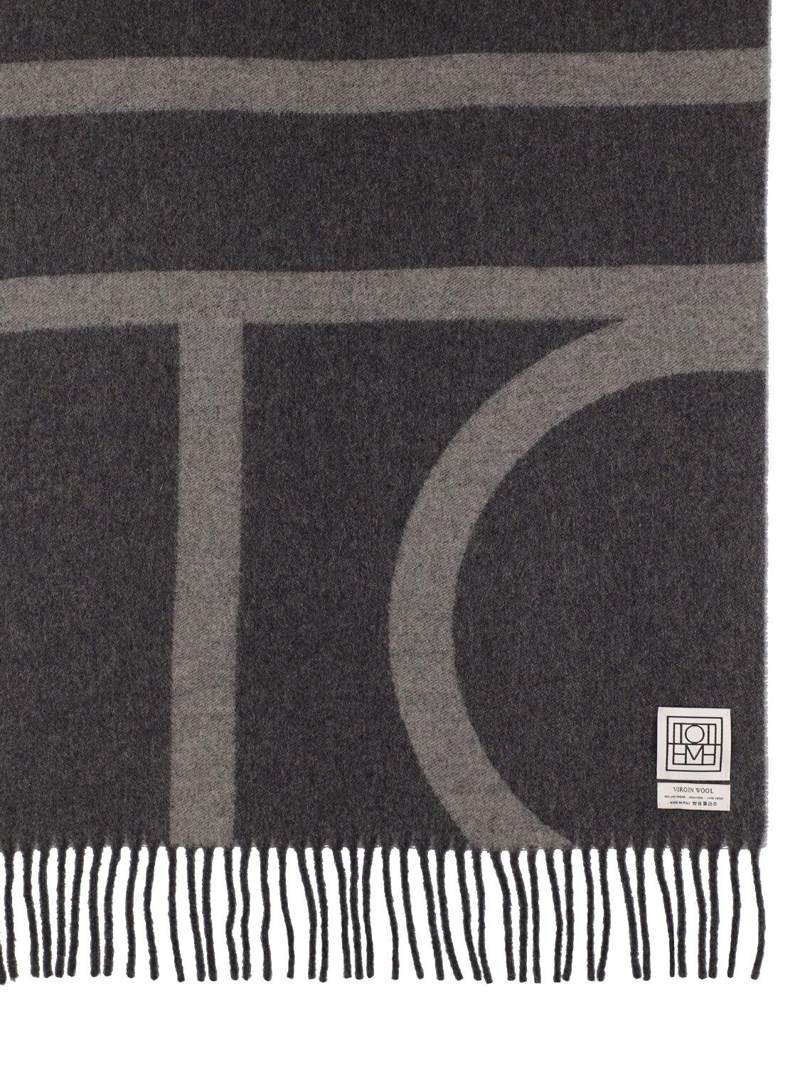 Monogram jacquard wool scarf dark grey mélange – TOTEME
