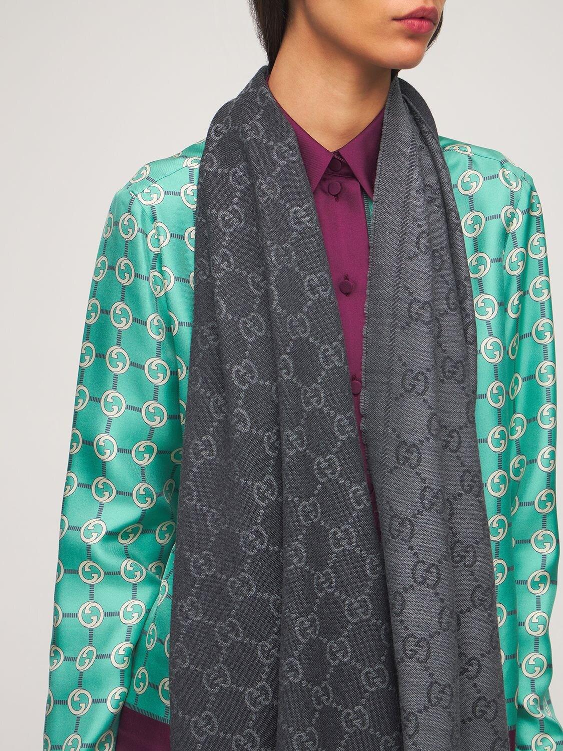 Gucci Wool Gg Jacquard Pattern Knit Scarf in Grey (Gray) | Lyst