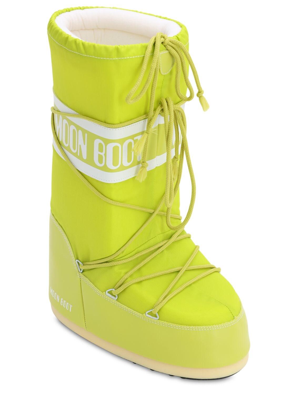 Moon Boot Synthetic Logo Waterproof Nylon Snowboots in Lime Green (Green)  for Men - Lyst