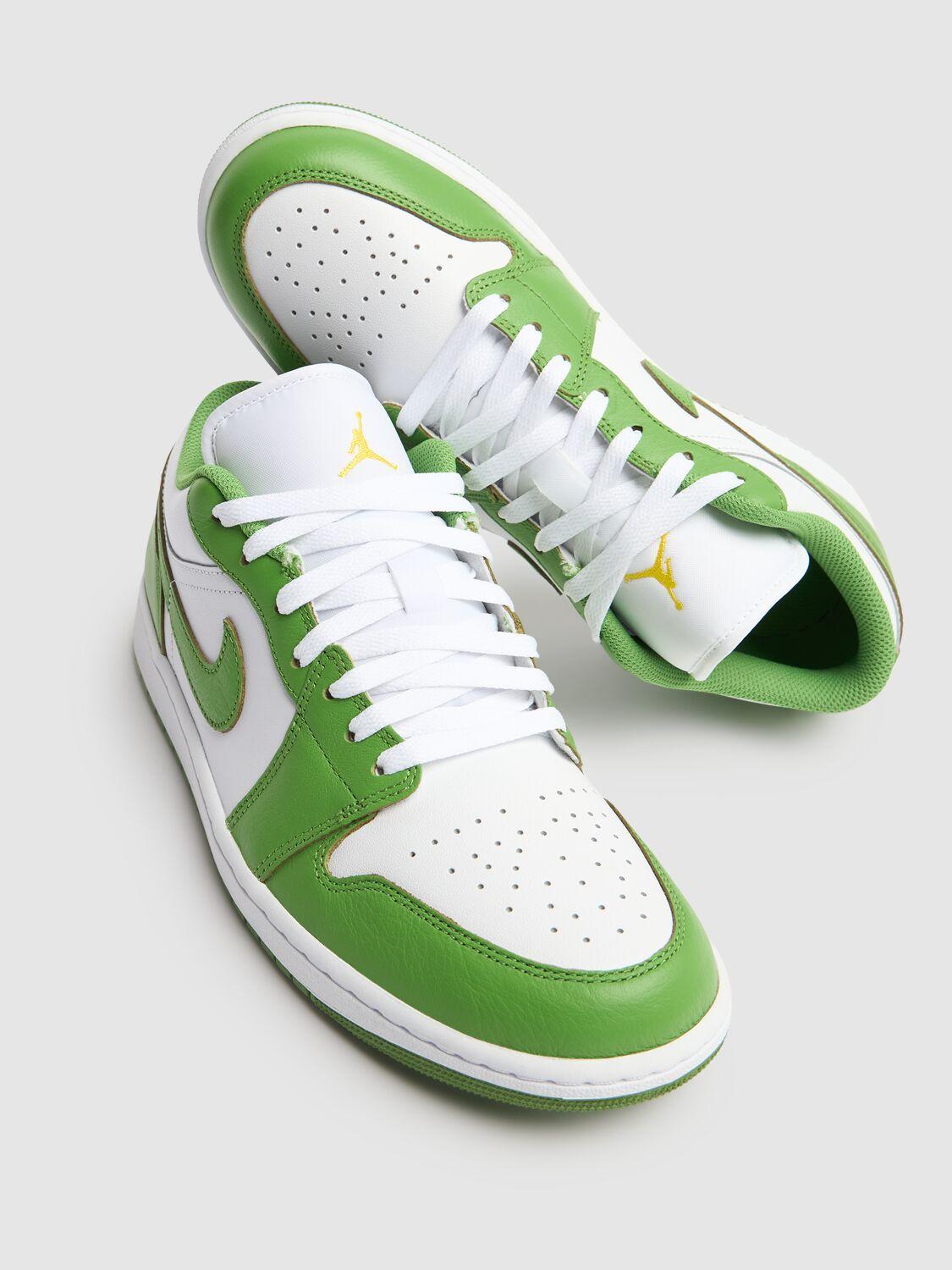 Nike Air Jordan 1 Low Sneakers in Green for Men Lyst UK
