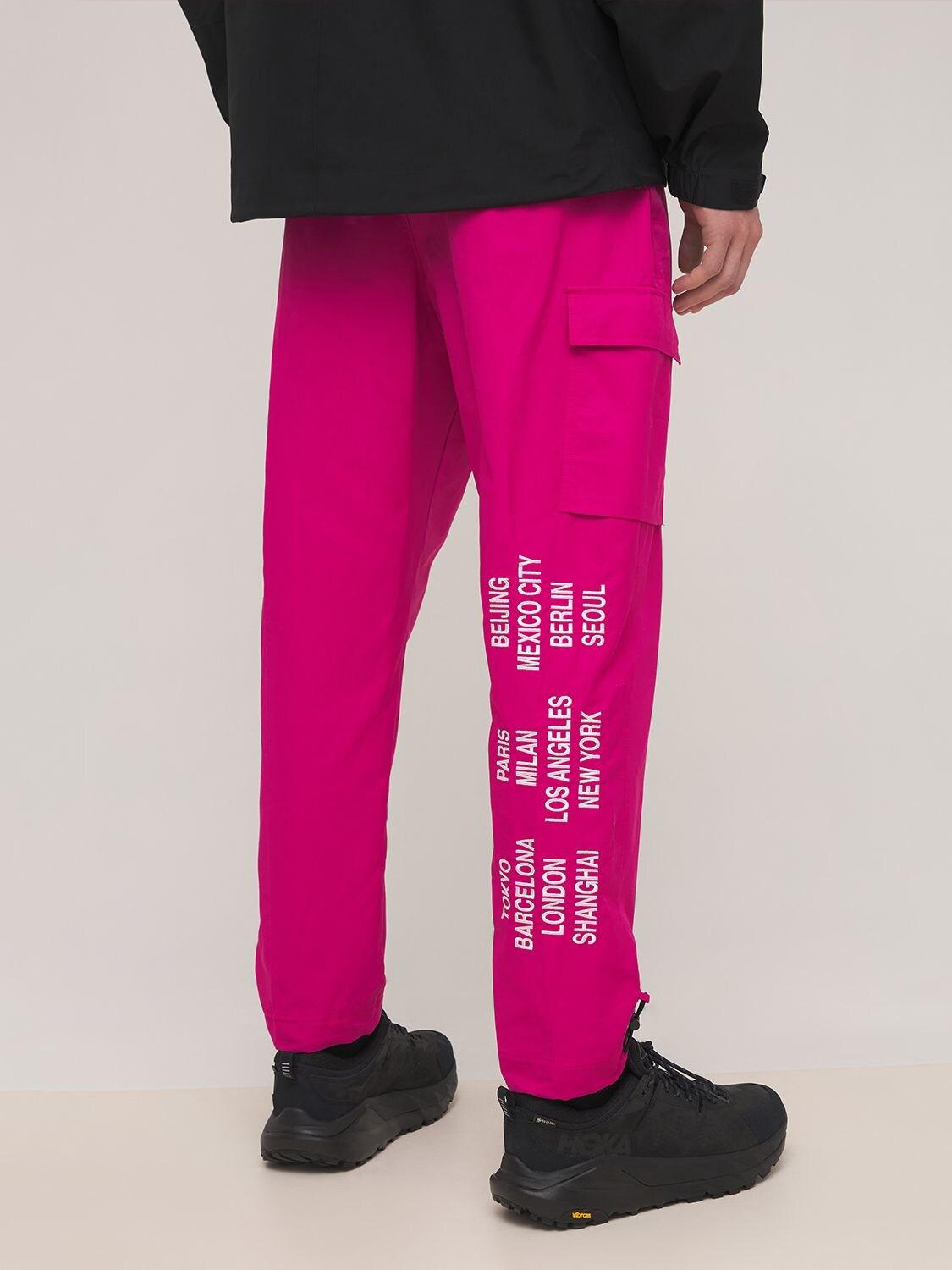 Nike World Tour Woven Cargo Pants in Pink for Men