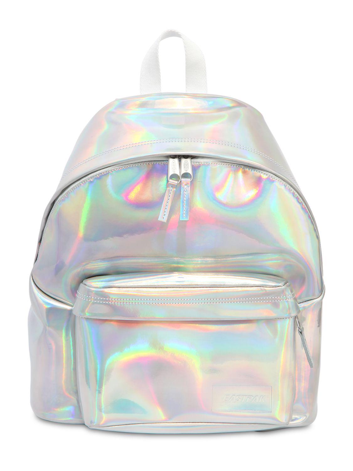 Mochila De Piel Iridiscente Acolchada 24l Eastpak de color Metálico | Lyst