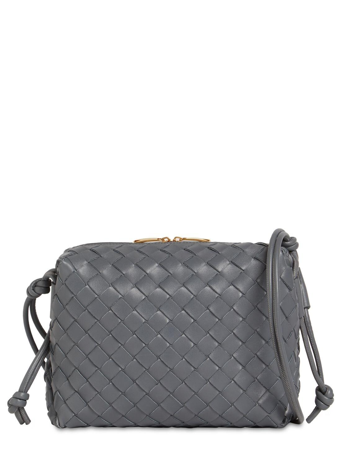 bottega veneta loop bag large
