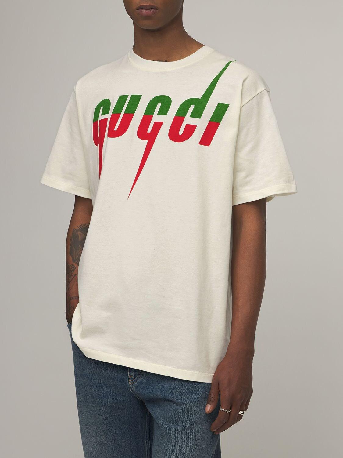 【オープニング大セール】 【GUCCI】【メンズ】【Tシャツ】T-shirt with Gucci Blade print Tシャツ