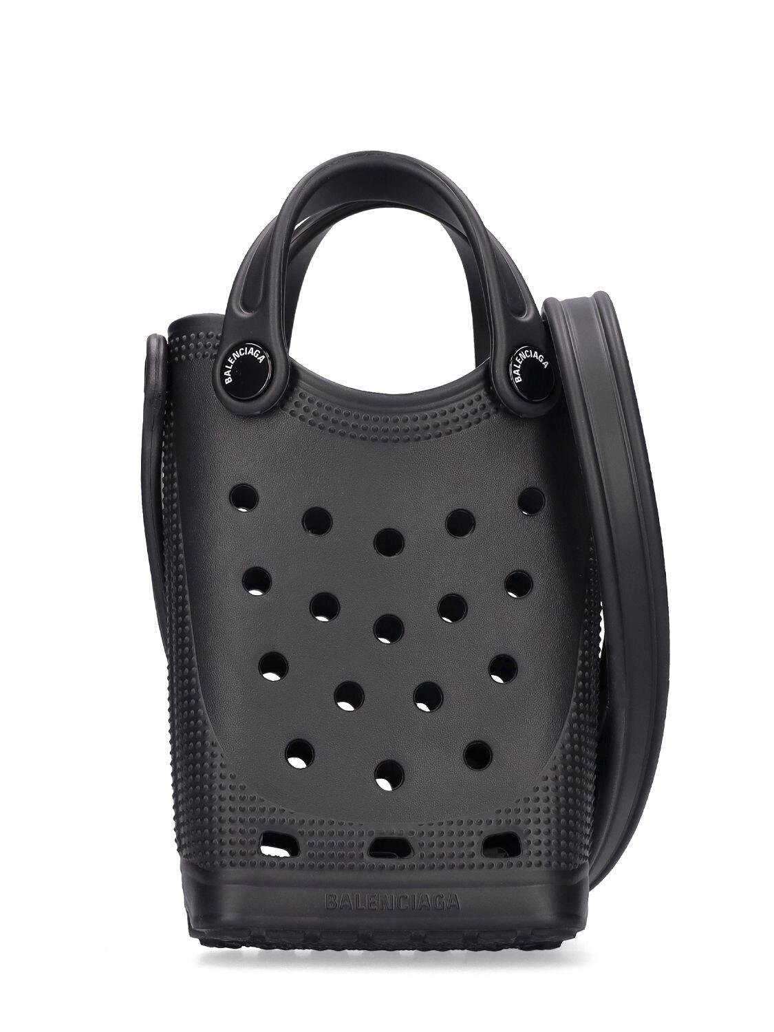 Crocs rubber phone holder Balenciaga en coloris Noir | Lyst