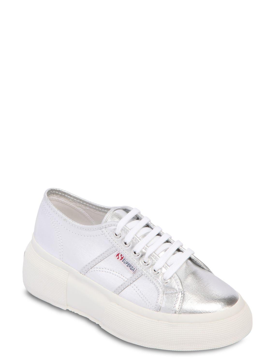 superga mid platform