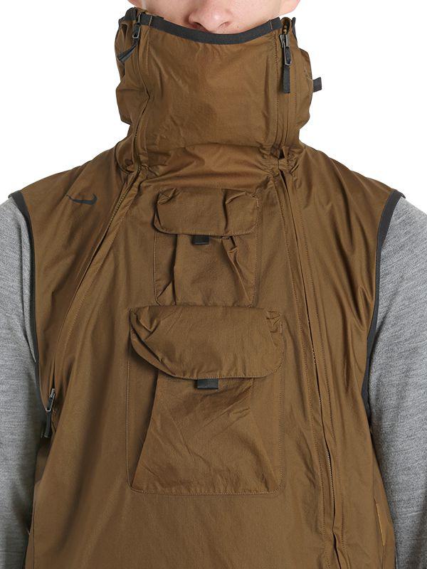 nikelab aae 1.0 vest