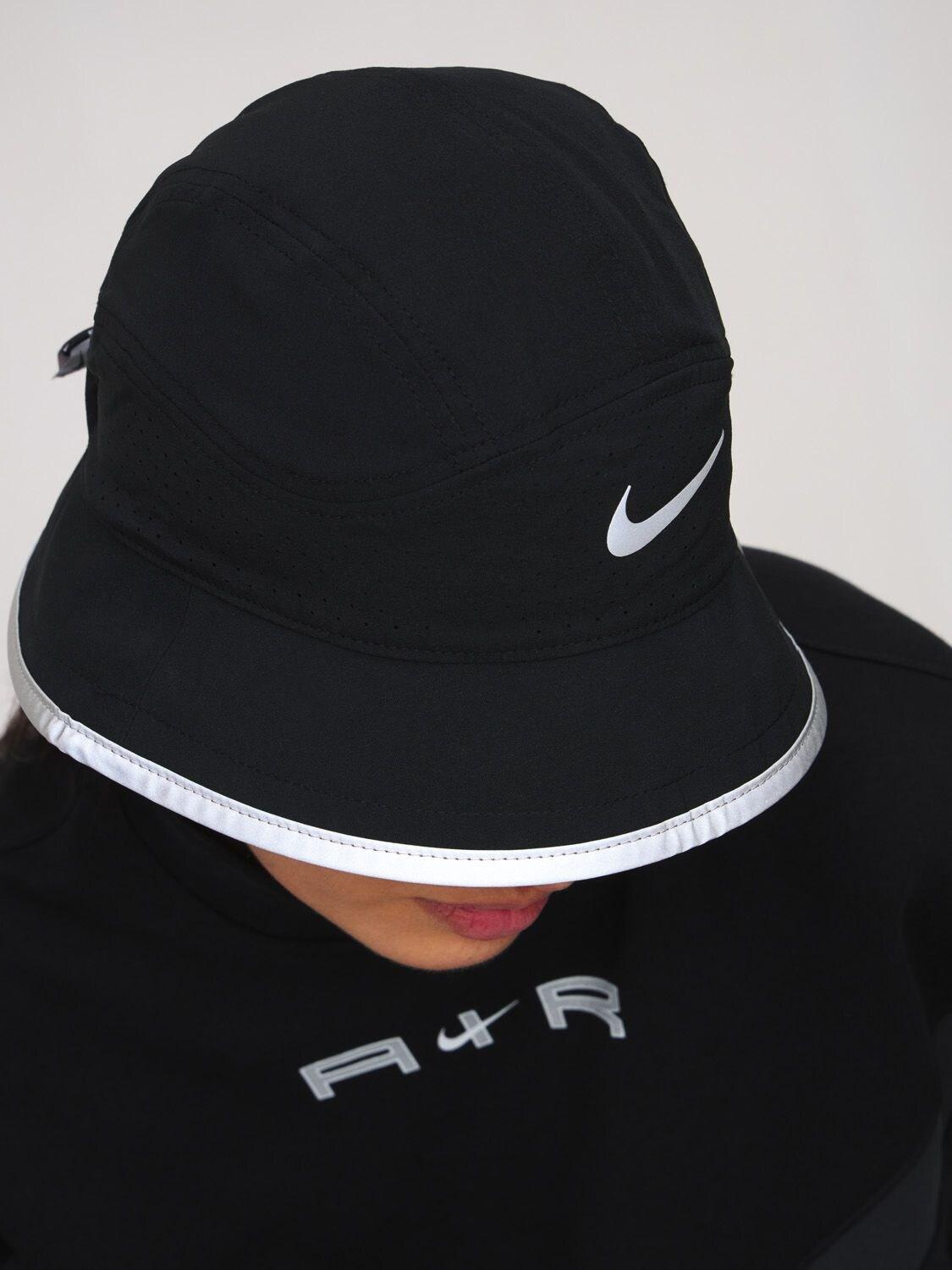 Nike Perforated Bucket Hat in Black | Lyst