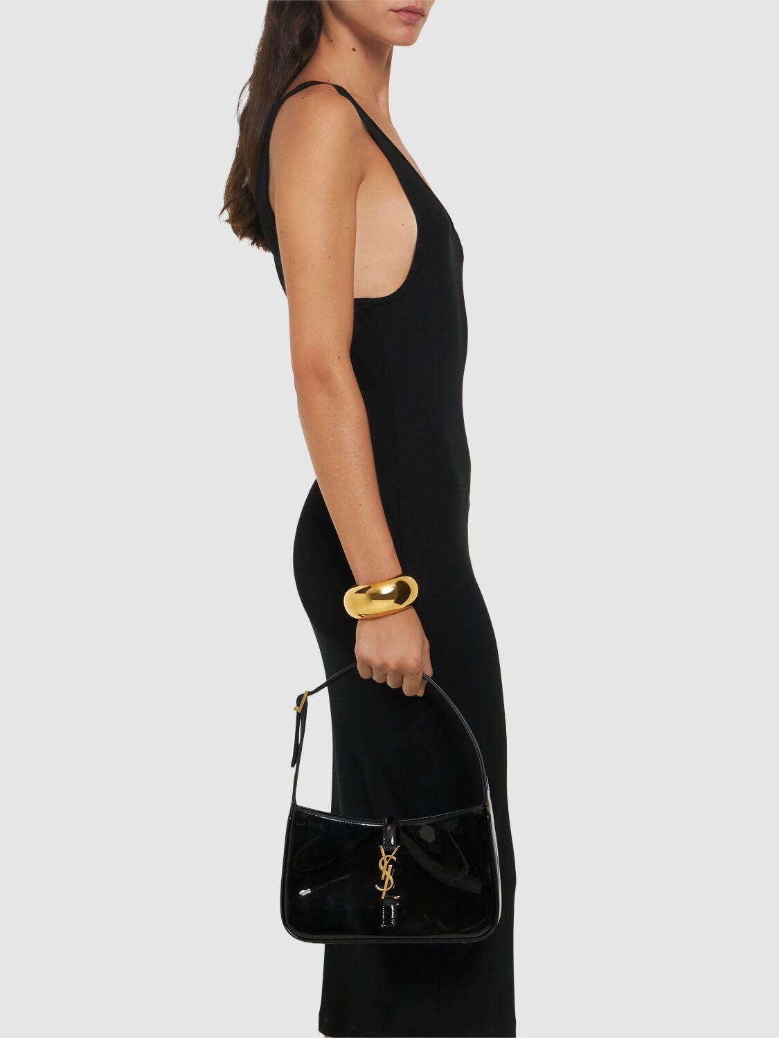 【Saint Laurent】パテントレザー Le 5 a 7 ショルダーバッグ SAINT LAURENT Le 5 à 7 パテントレザー ミニショルダーバッグ
