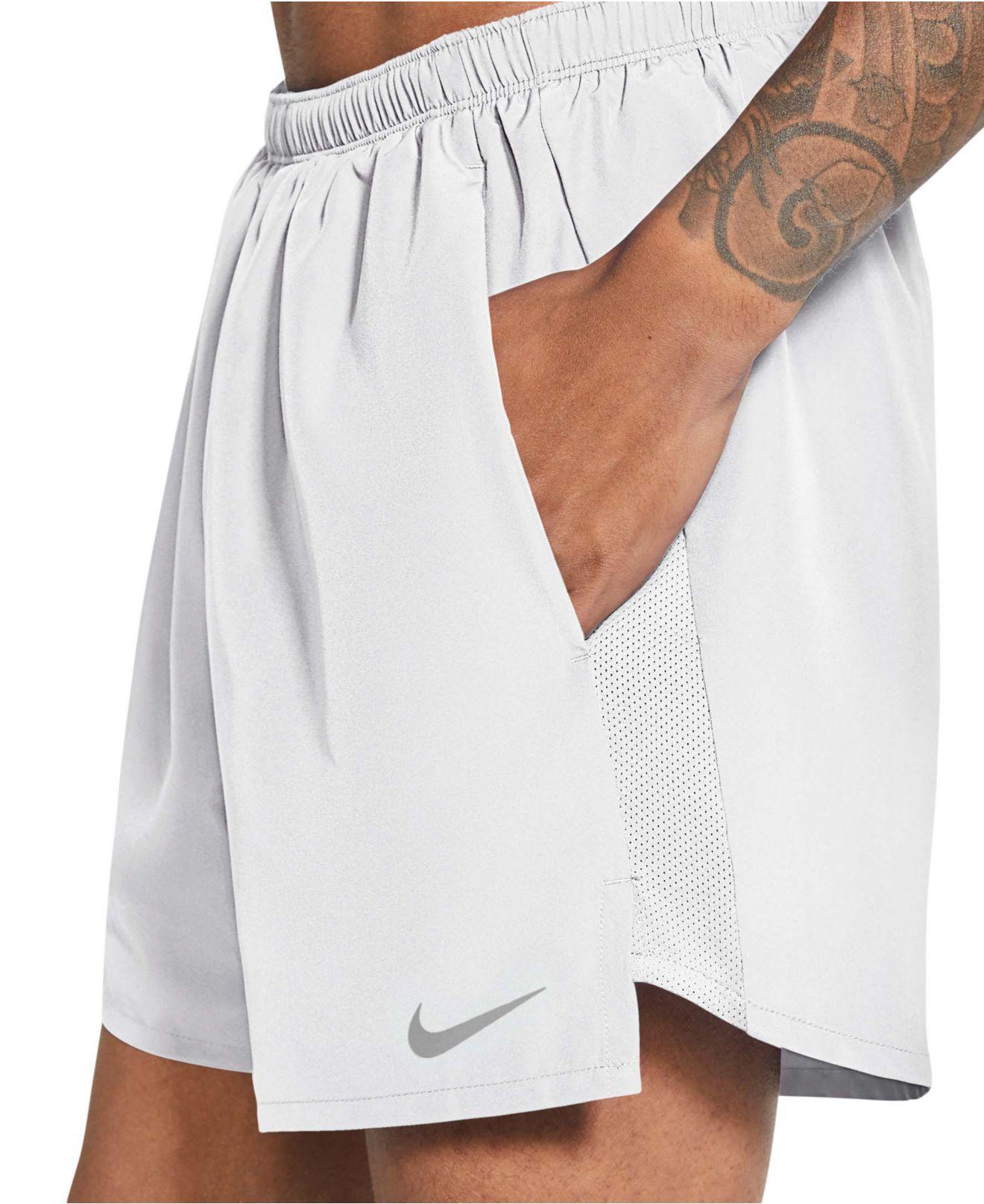 Nike Synthetic Challenger Brief-lined 7" Running Shorts in White for Men |  Lyst