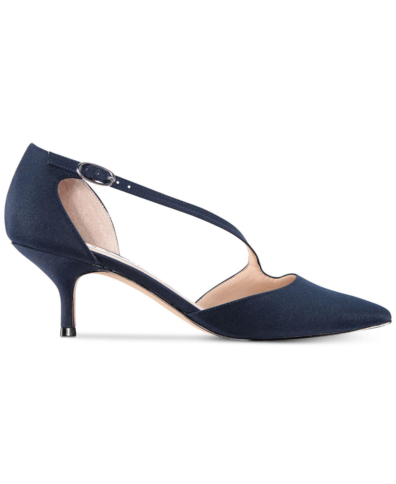 nina tirisa evening pumps