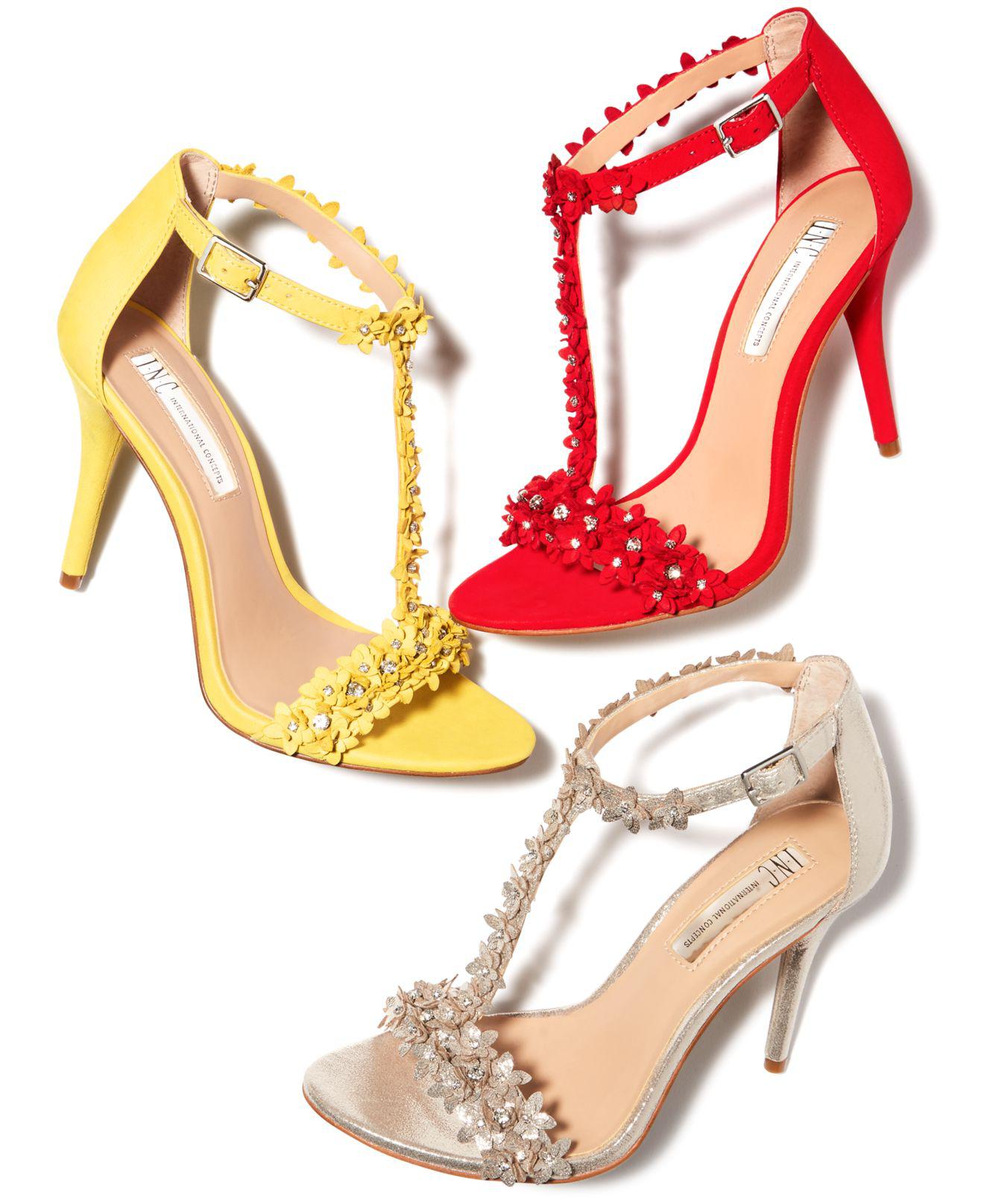 block heel square toe shoes