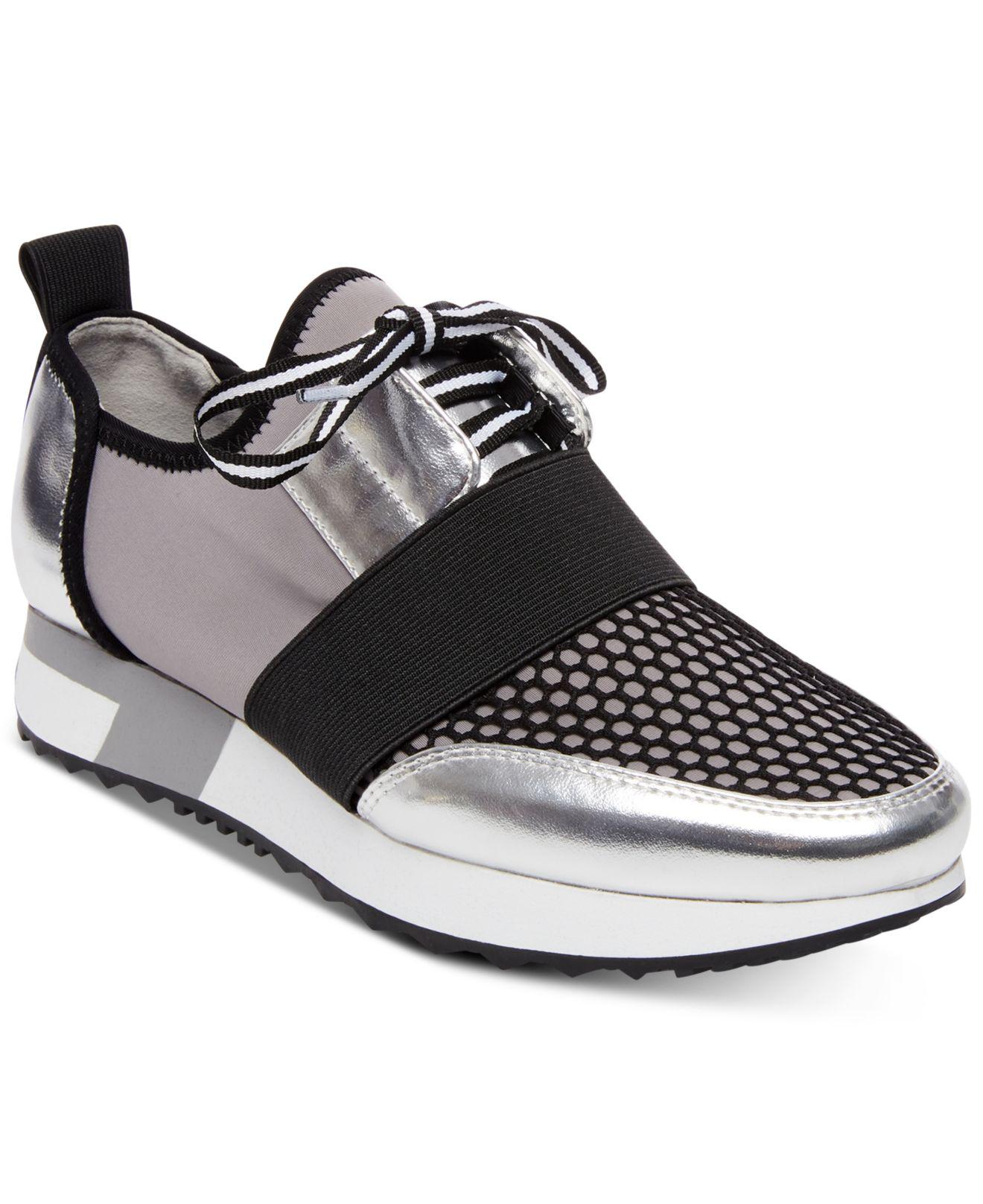 steve madden antics jogger sneakers rose gold