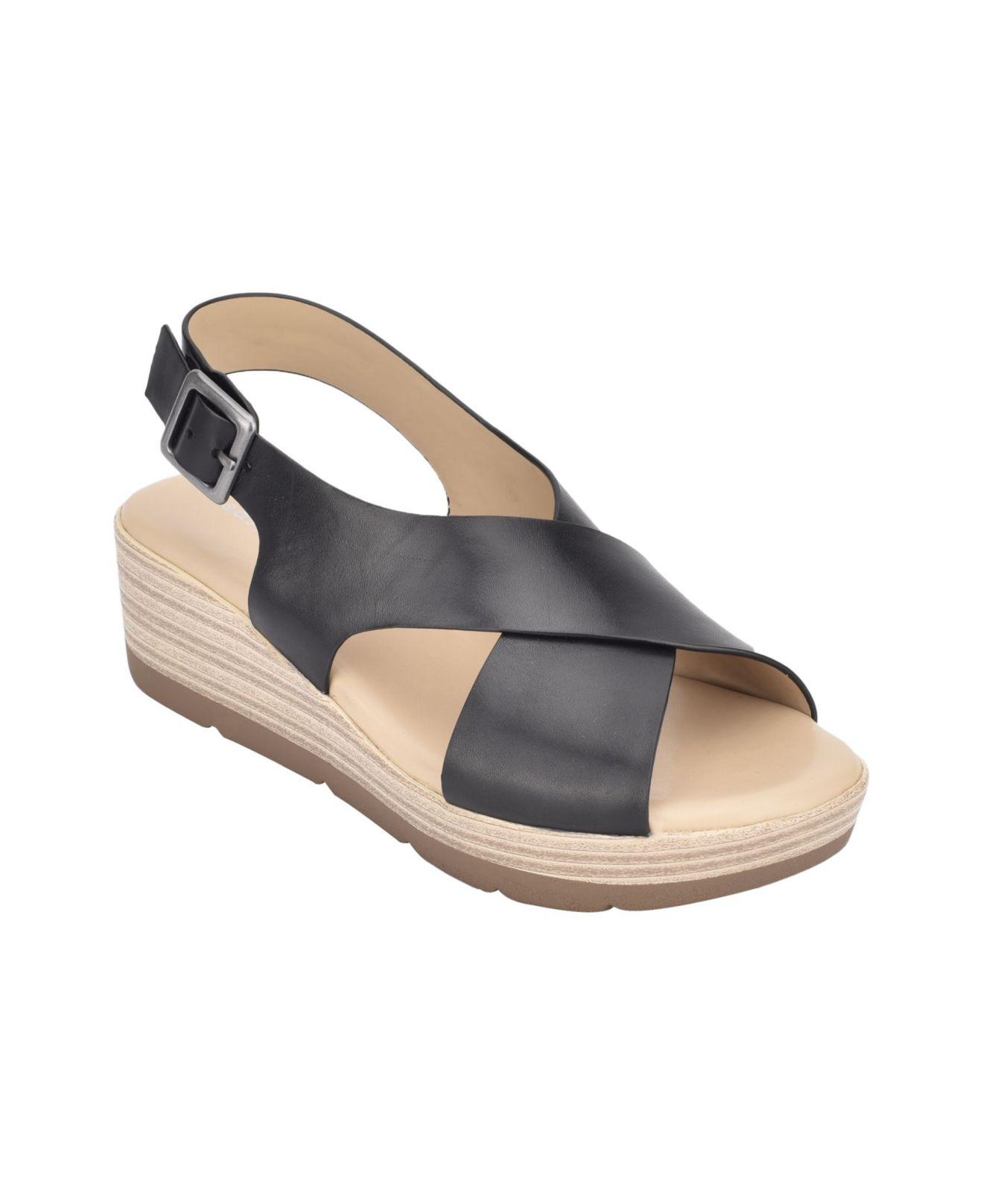 Easy Spirit Leather Kamila Wedge Sandals in Black Lyst
