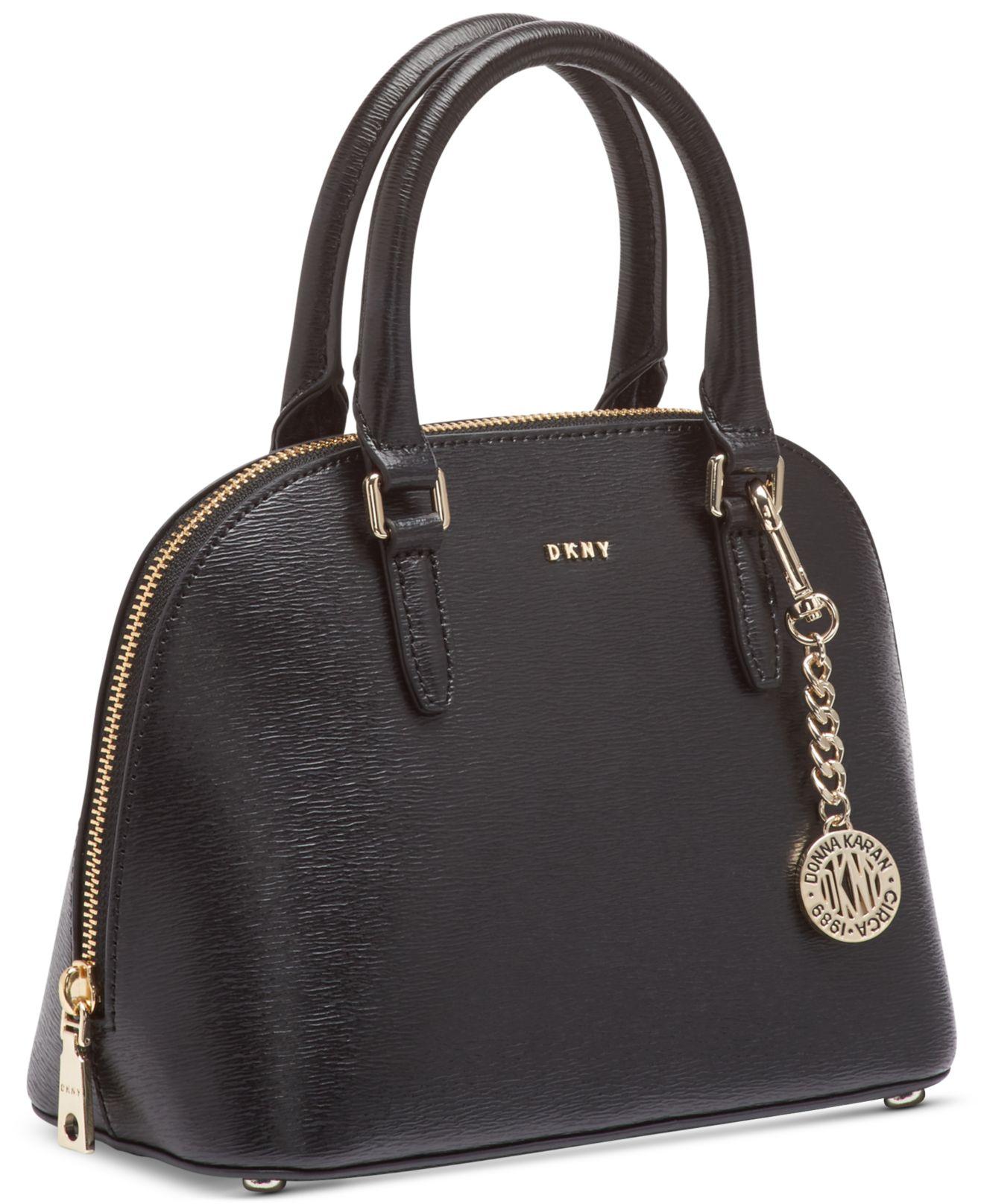 black medium sized shoulder bag/mini purse CITY... - Depop