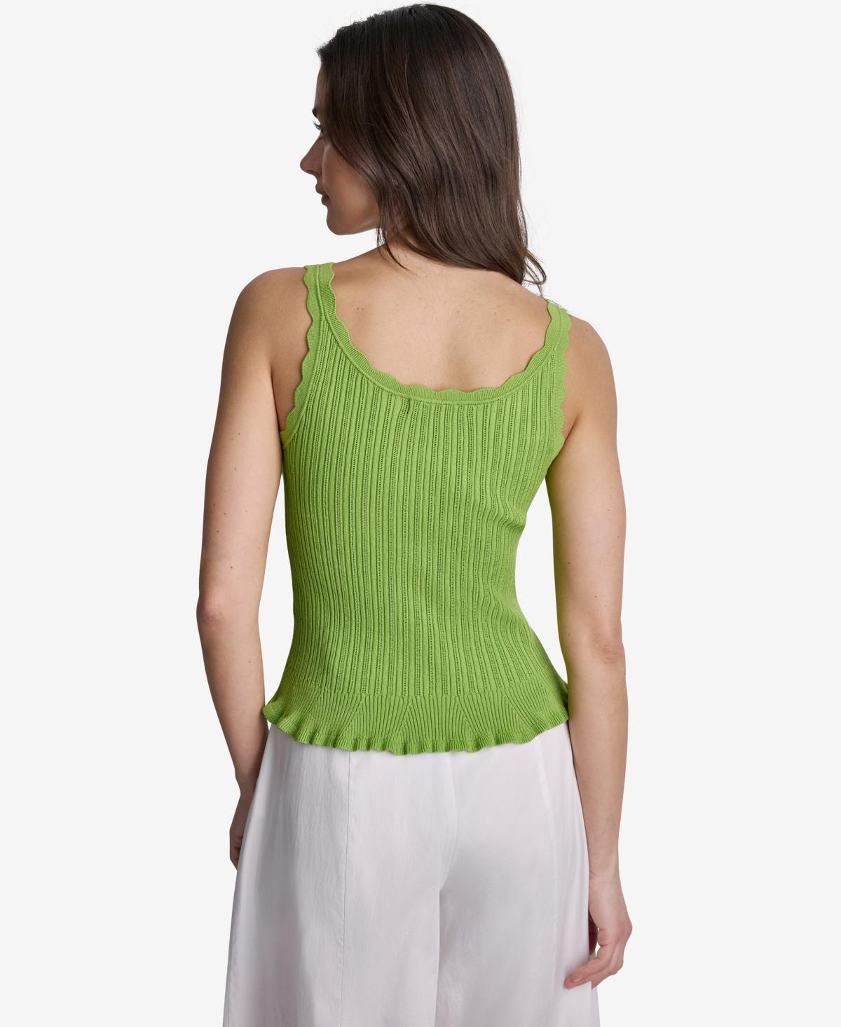 Women's BCBGMAXAZRIA Tops from $64 | Lyst