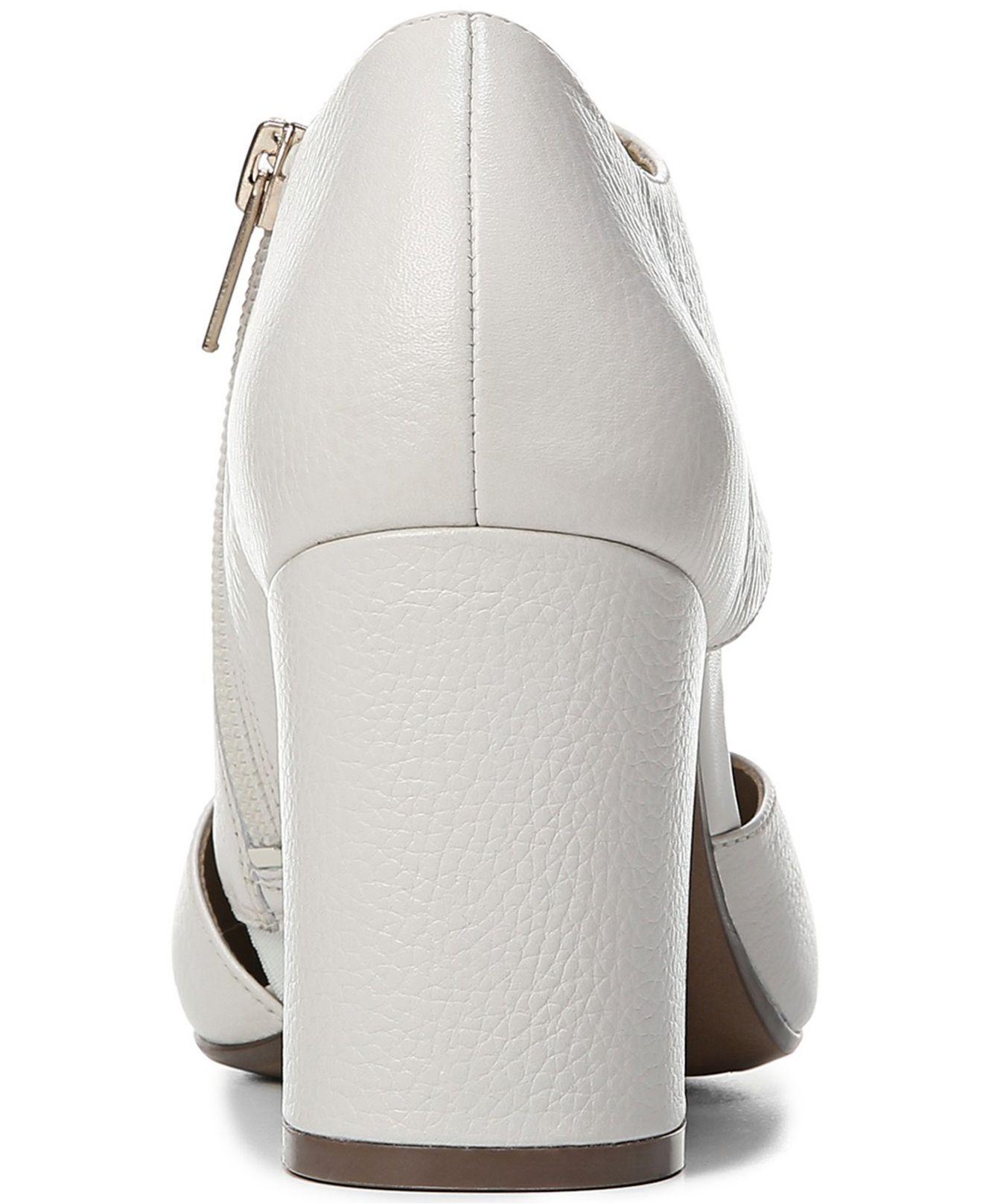 naturalizer hoda cutout bootie