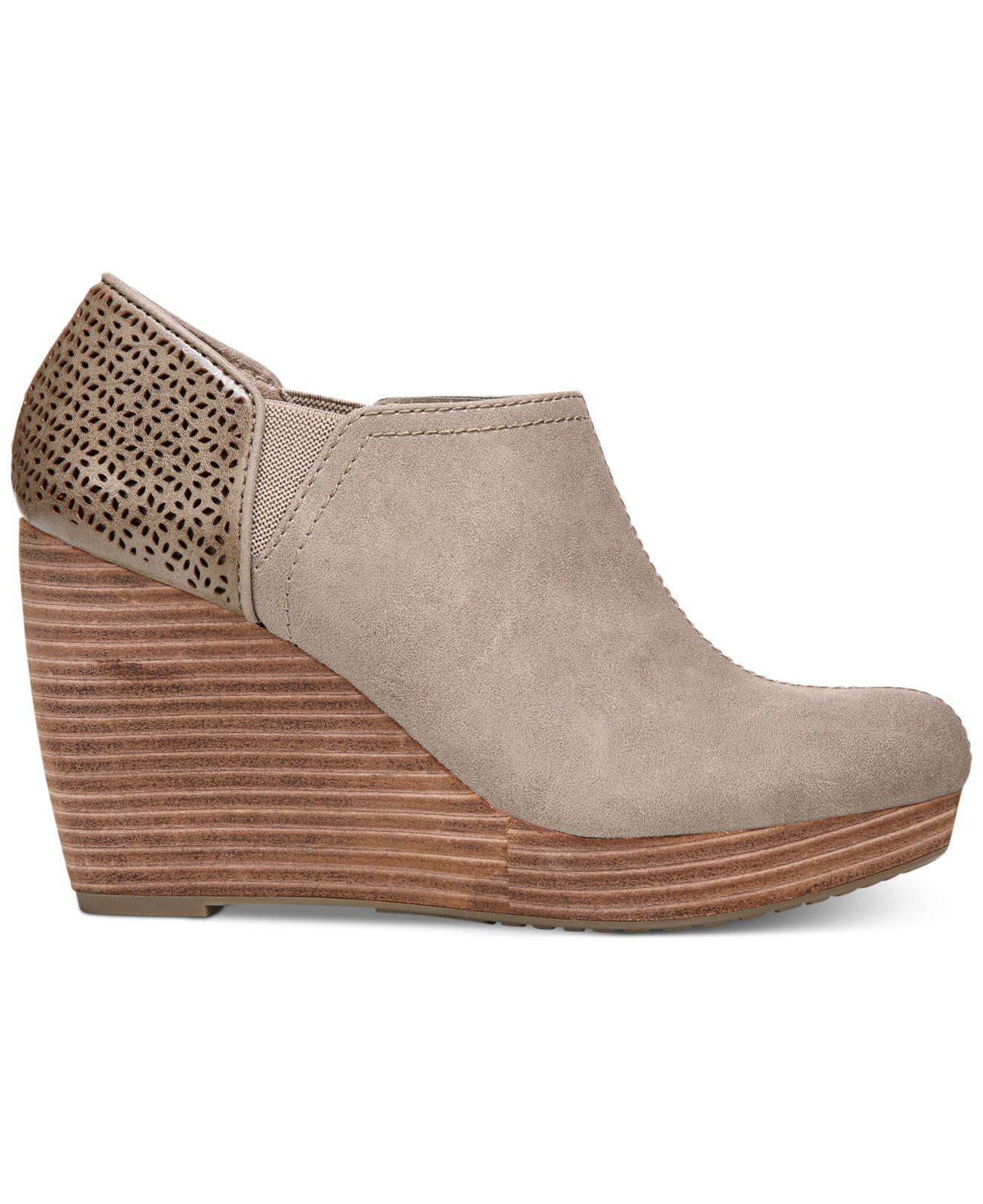 dr scholl's taupe booties