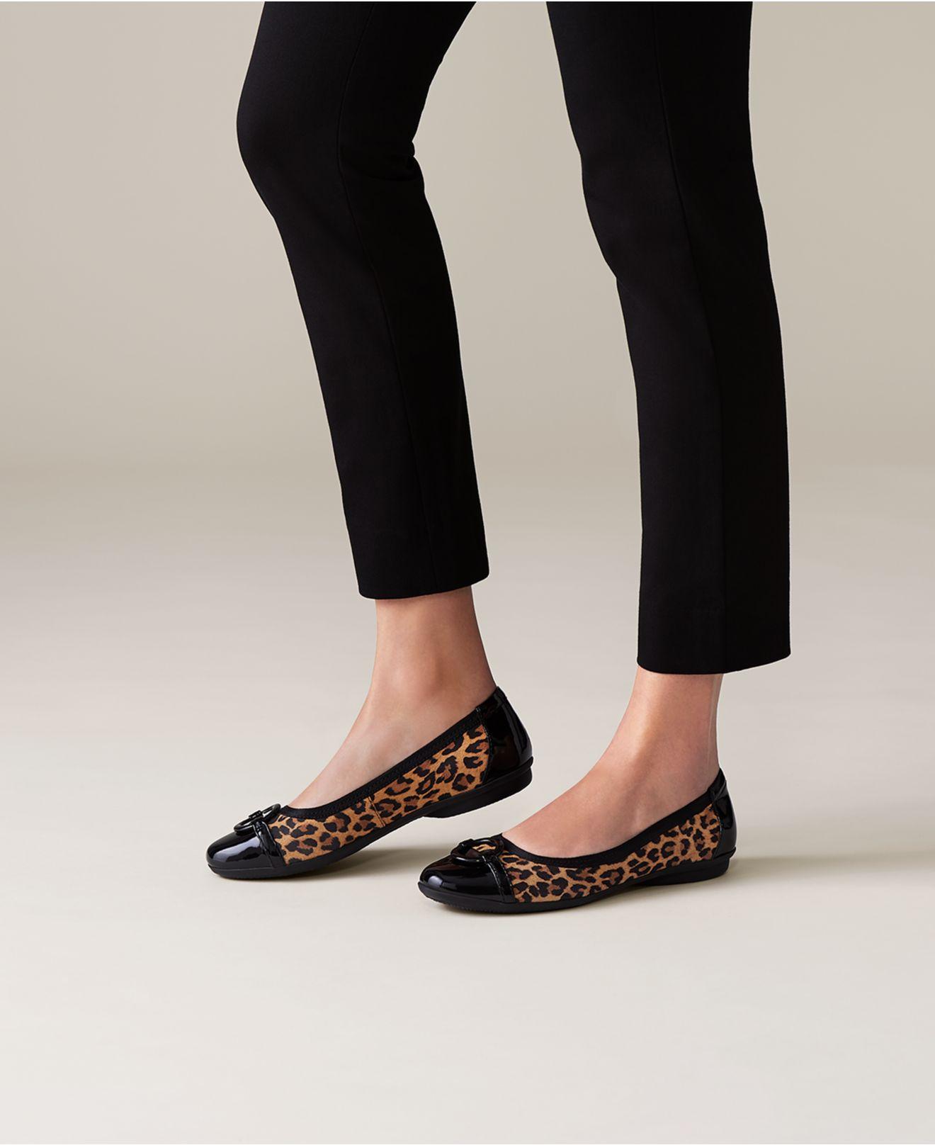 clarks gracelin flats