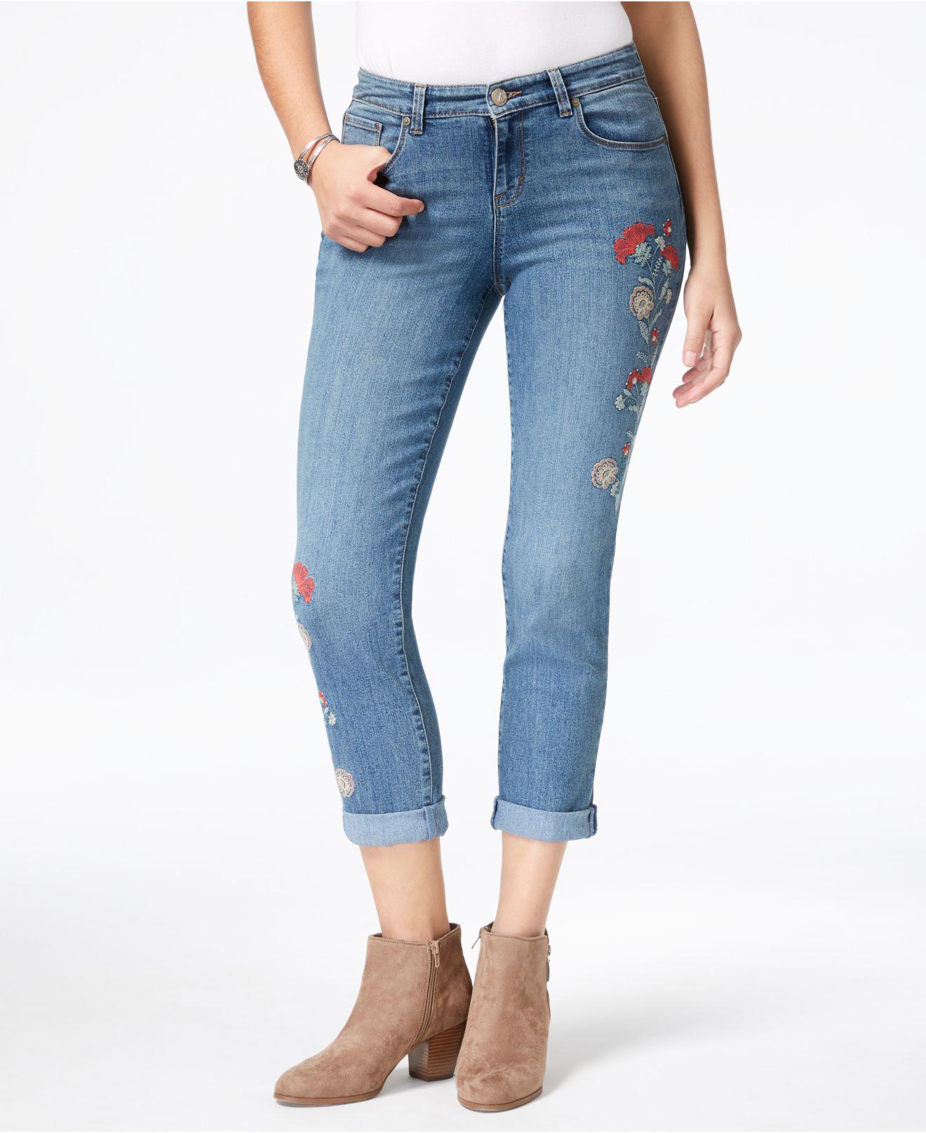 Denim Embroidered Curvy Boyfriend Jeans 