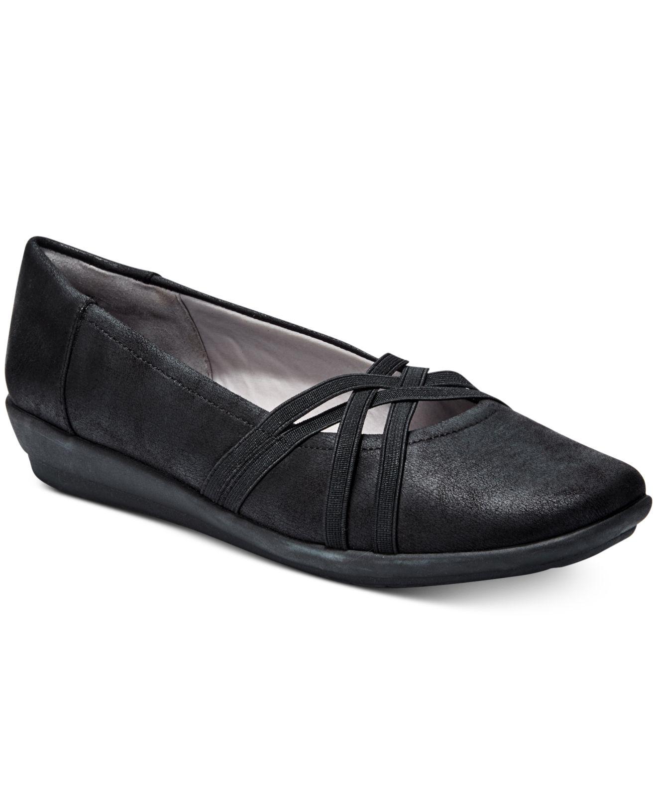 easy spirit aubree flats
