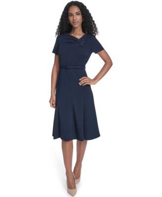 green emerald velvet dress Calvin Klein Women's Sleeveless V-Neck Crepe A-line Midi Dress, Bayou, 2 at  Amazon Women's Clothing store main image 0
