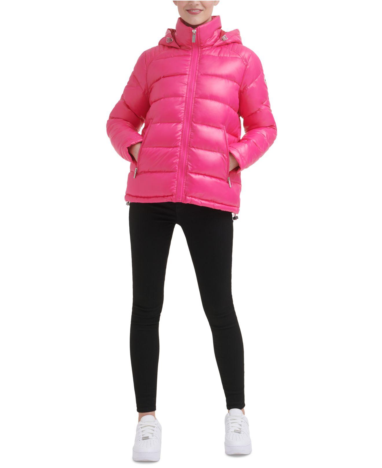 Guess High-shine Hooded Puffer Coat in Pink | Lyst