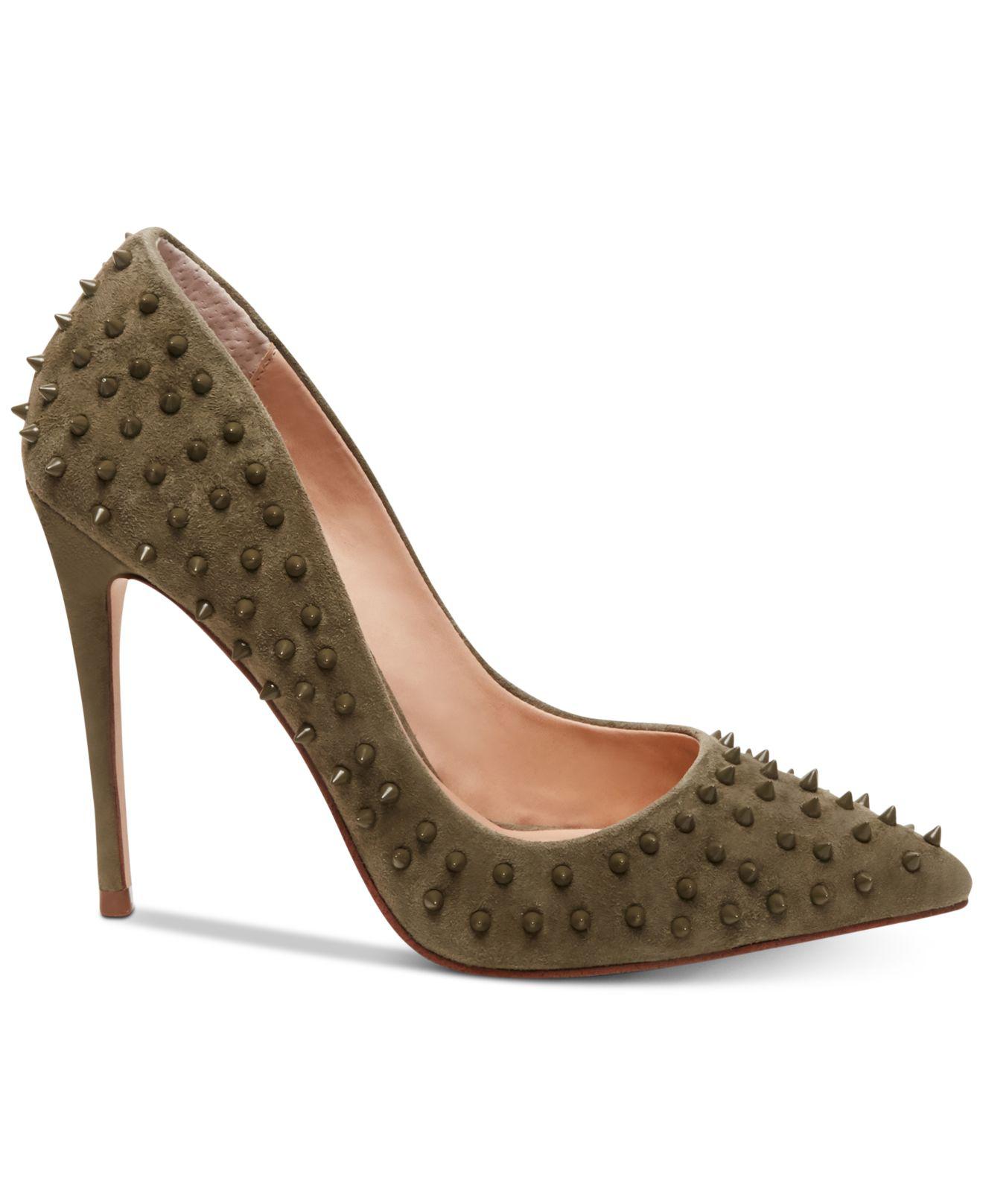 steve madden daisie studded pump