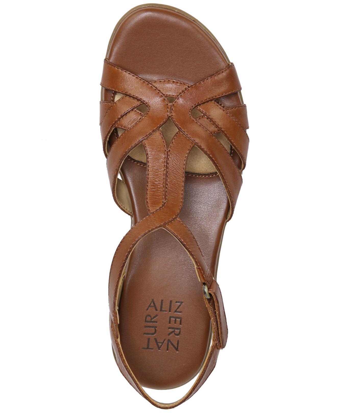 Naturalizer Nella Sandals in Brown | Lyst