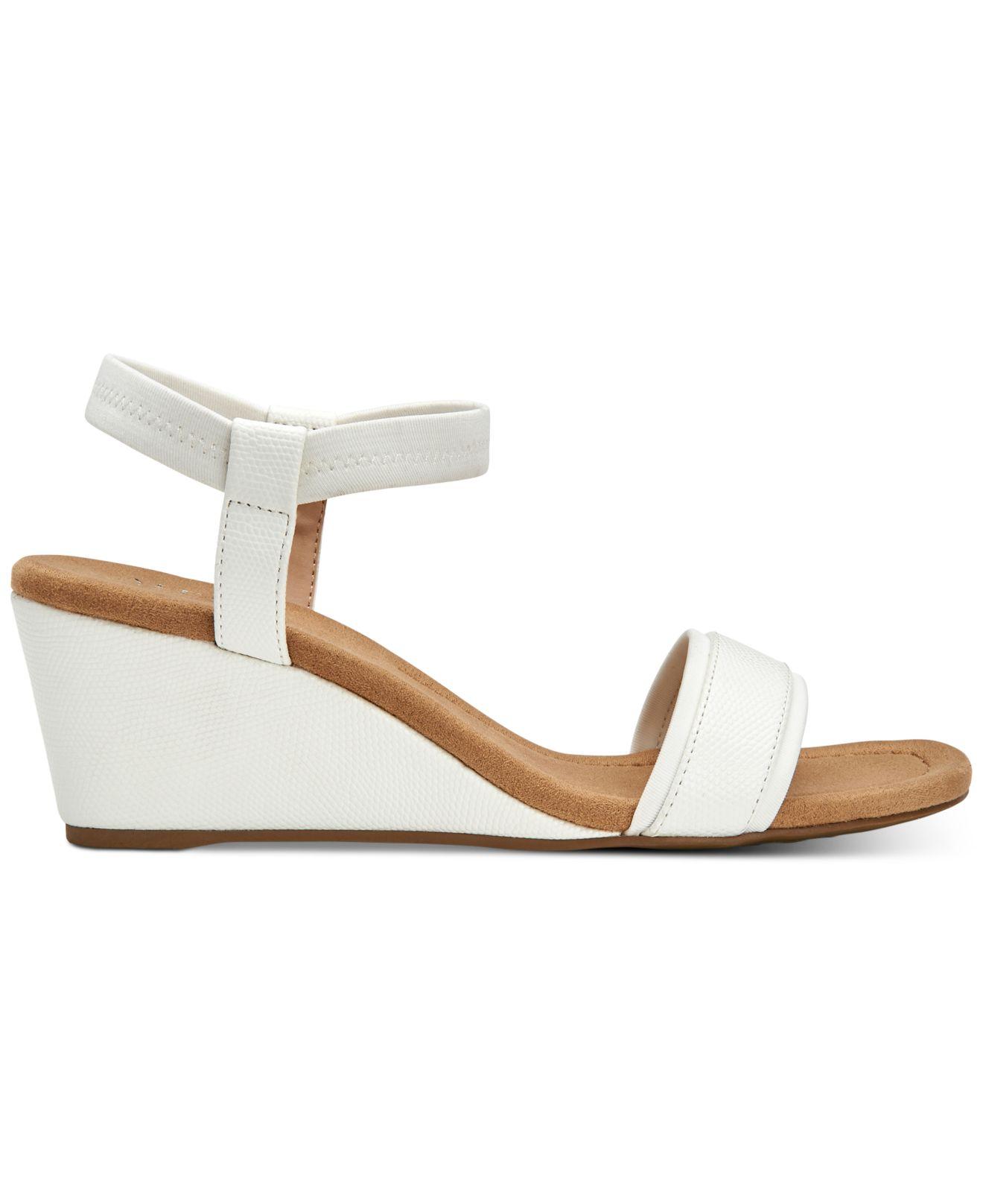 macys casual sandals