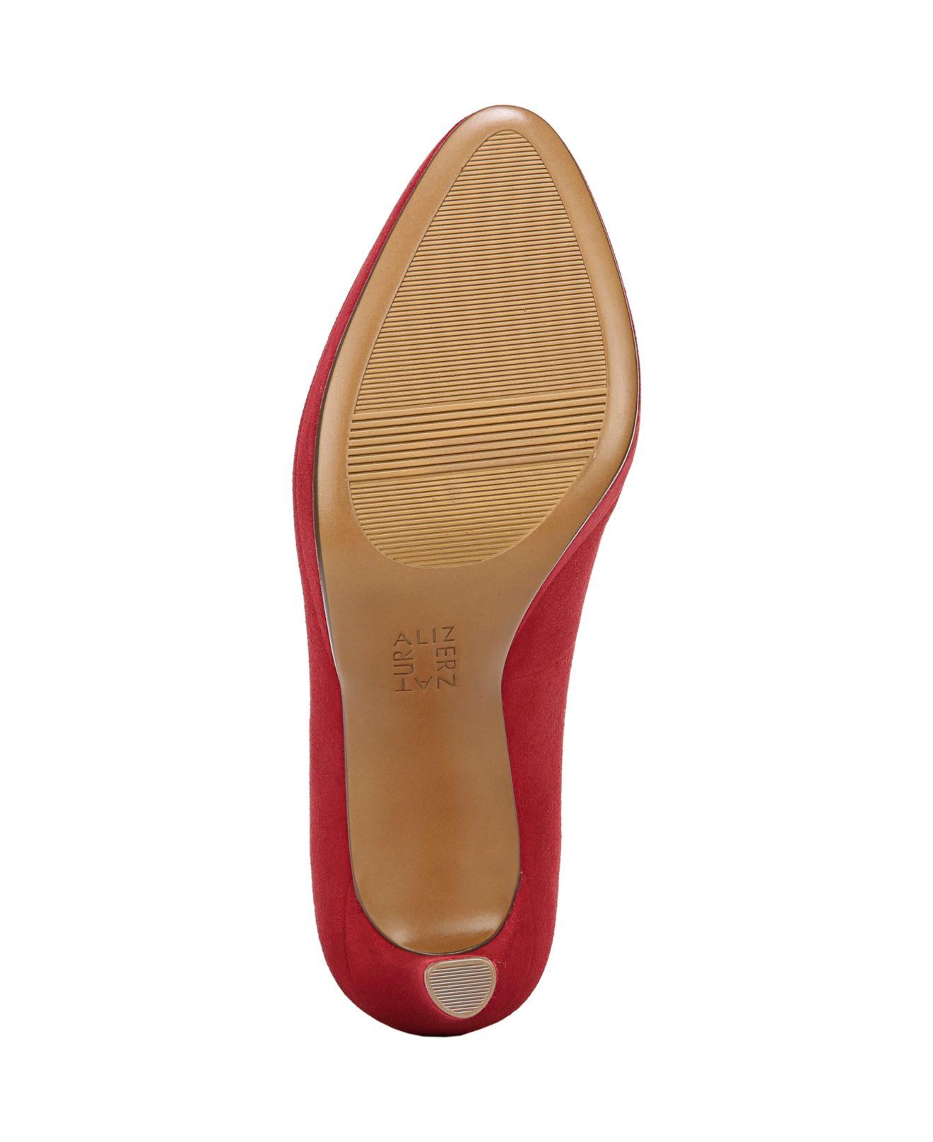 Naturalizer Teresa Pumps in Red | Lyst