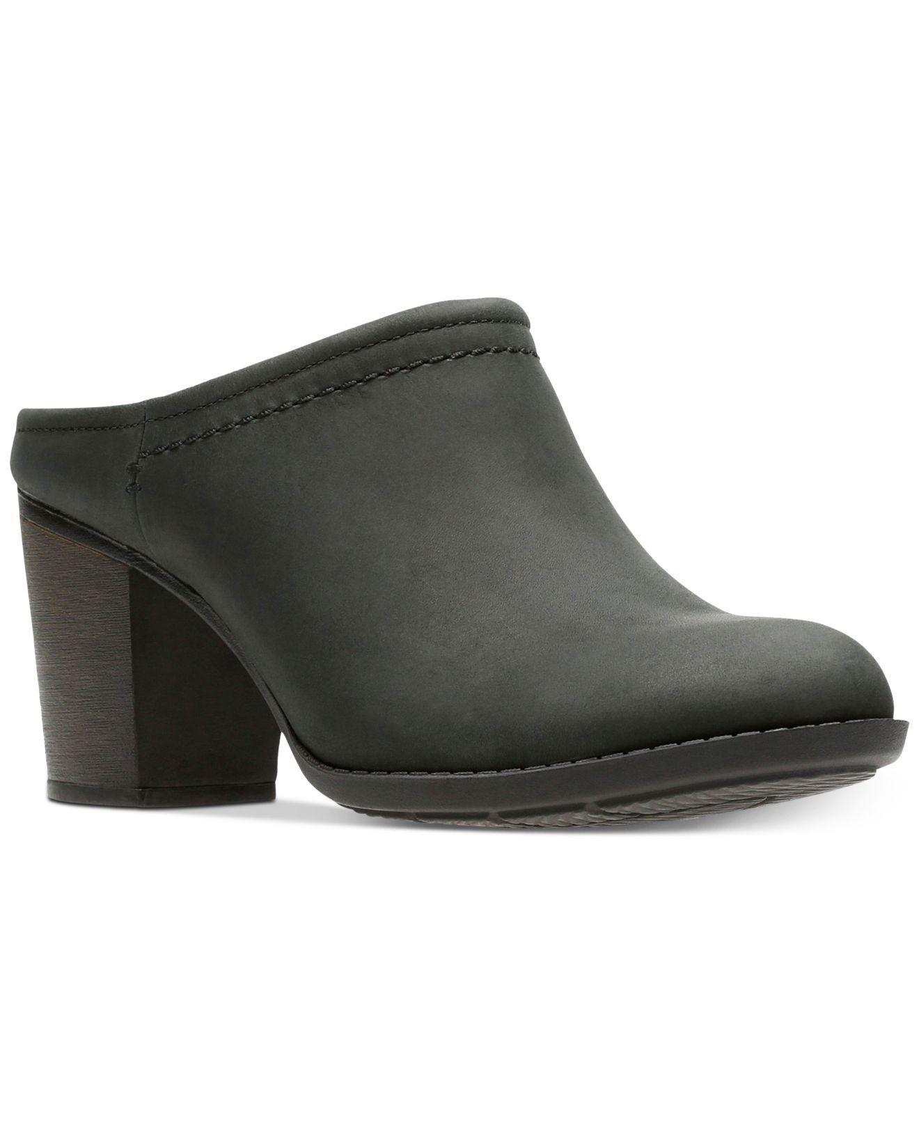 clarks flat mules