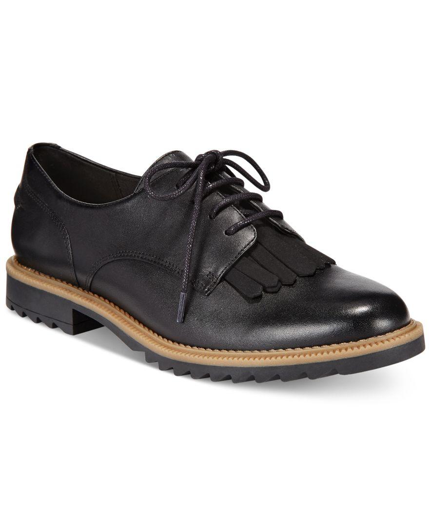 Clarks Synthetic Somerset Women's Griffin Mabel Oxford Flats in Black