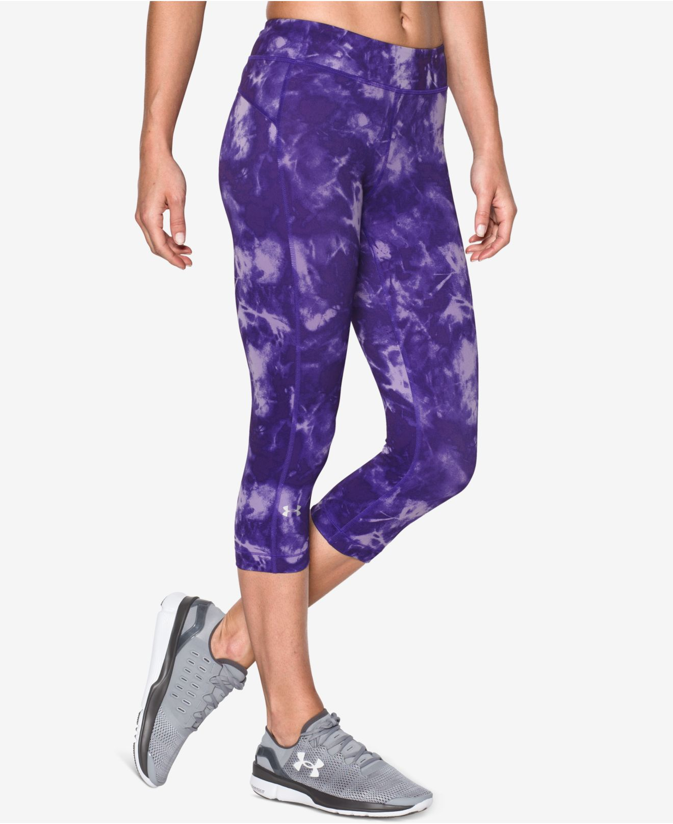 Under armour Heatgear Compression Printed Capri Leggings in Purple