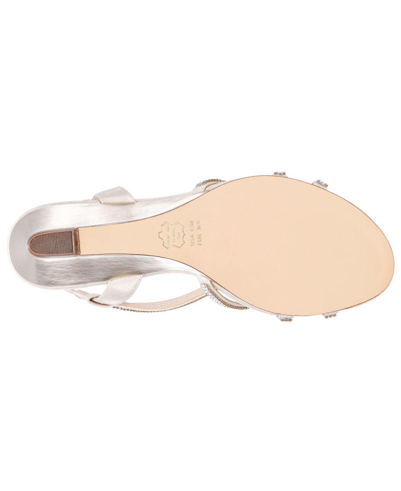 nina nadette wedge