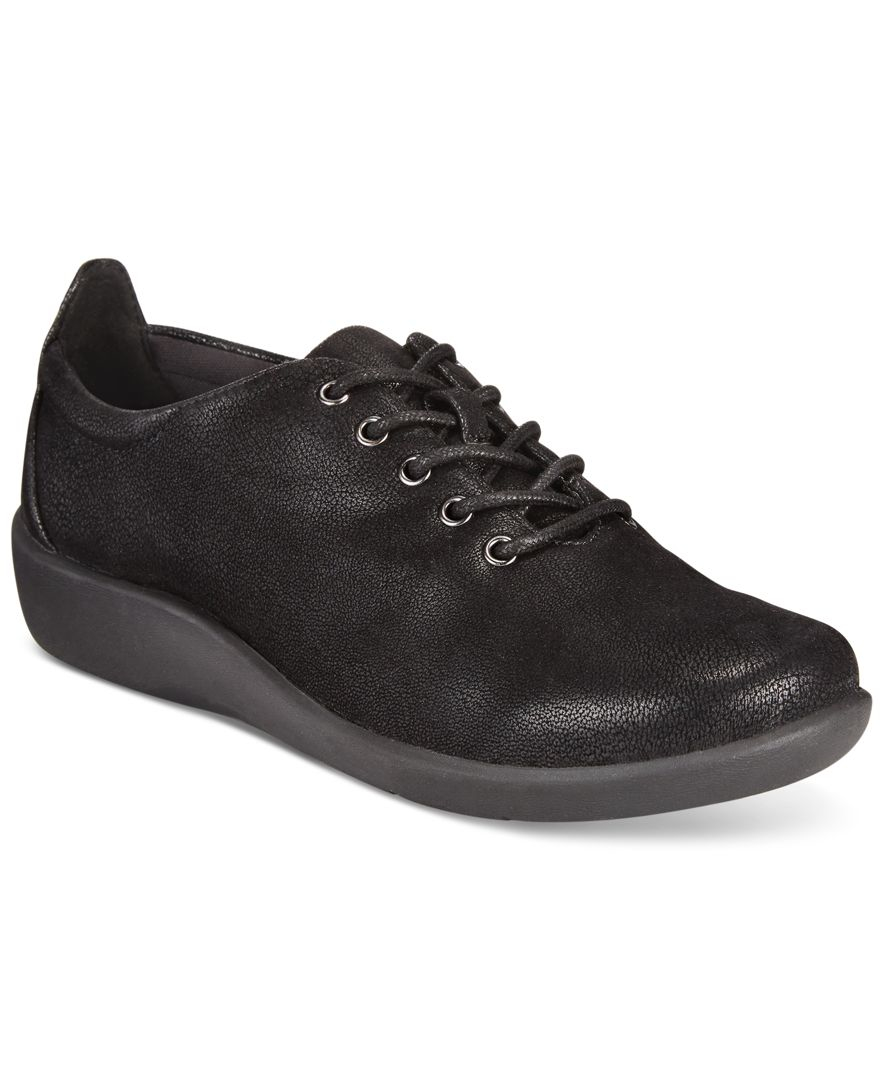 clarks cloud step