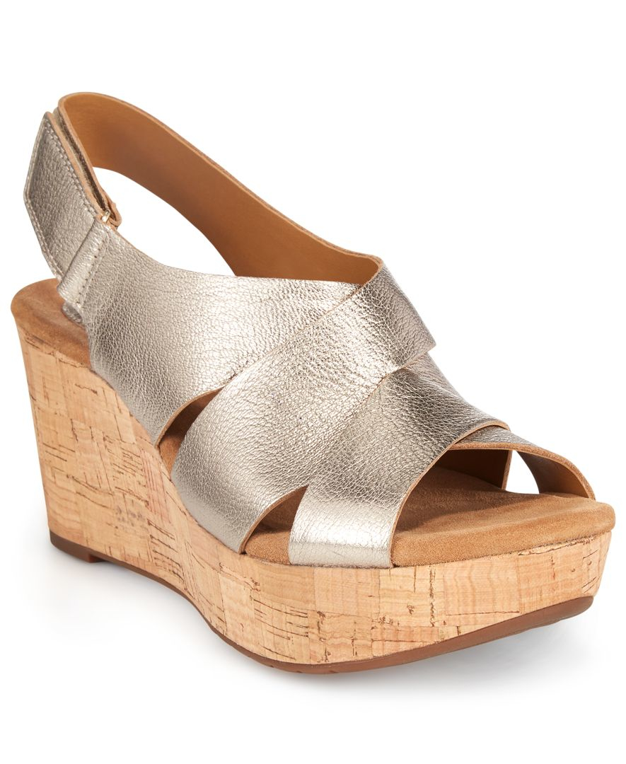 clarks artisan women's caslynn diem wedge sandals