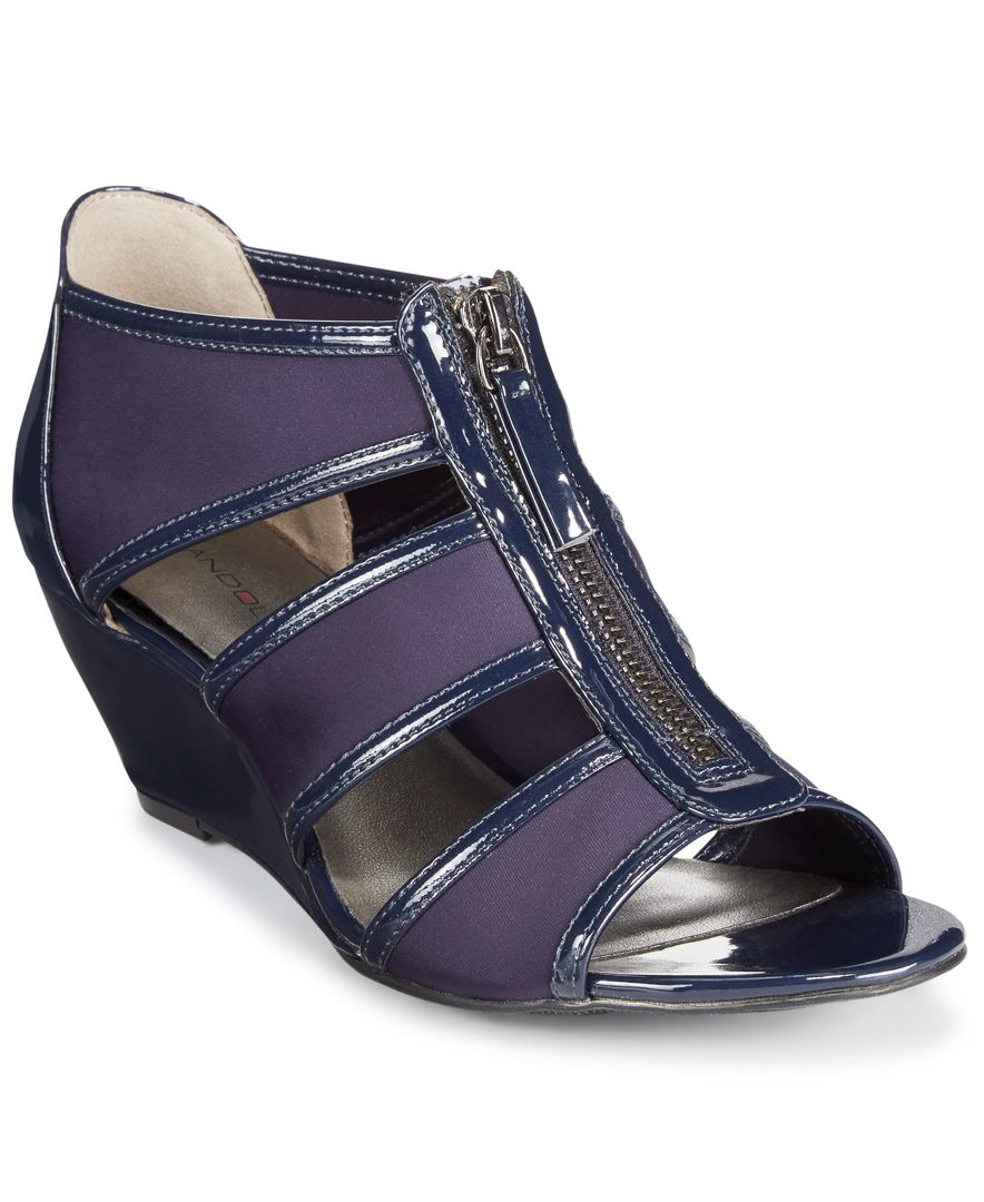 navy bandolino sandals
