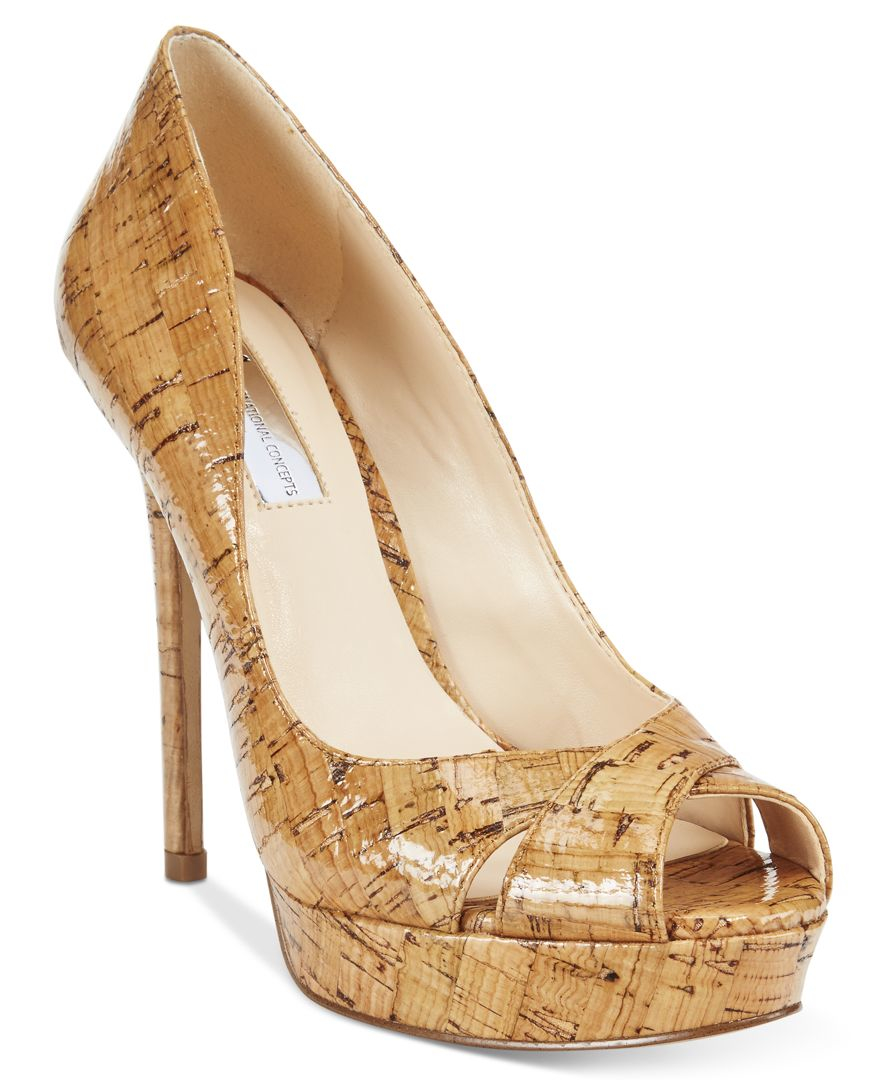 macys platform pumps