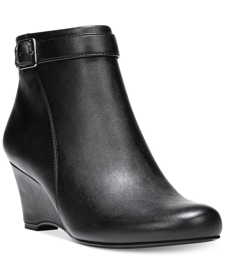 naturalizer kai wedge