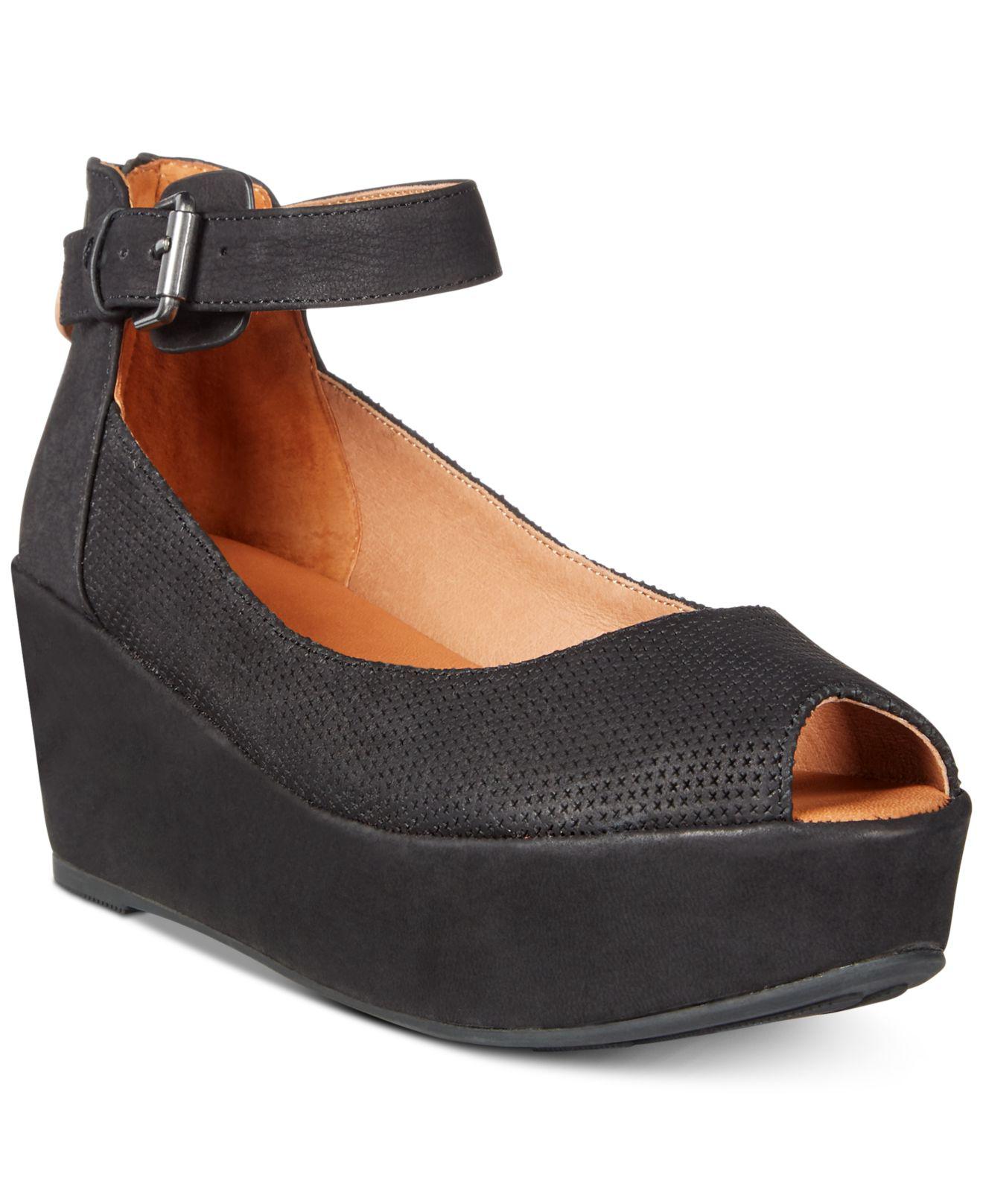 Gentle Souls Leather By Kenneth Cole Nyssa Platform Wedge Sandals in ...