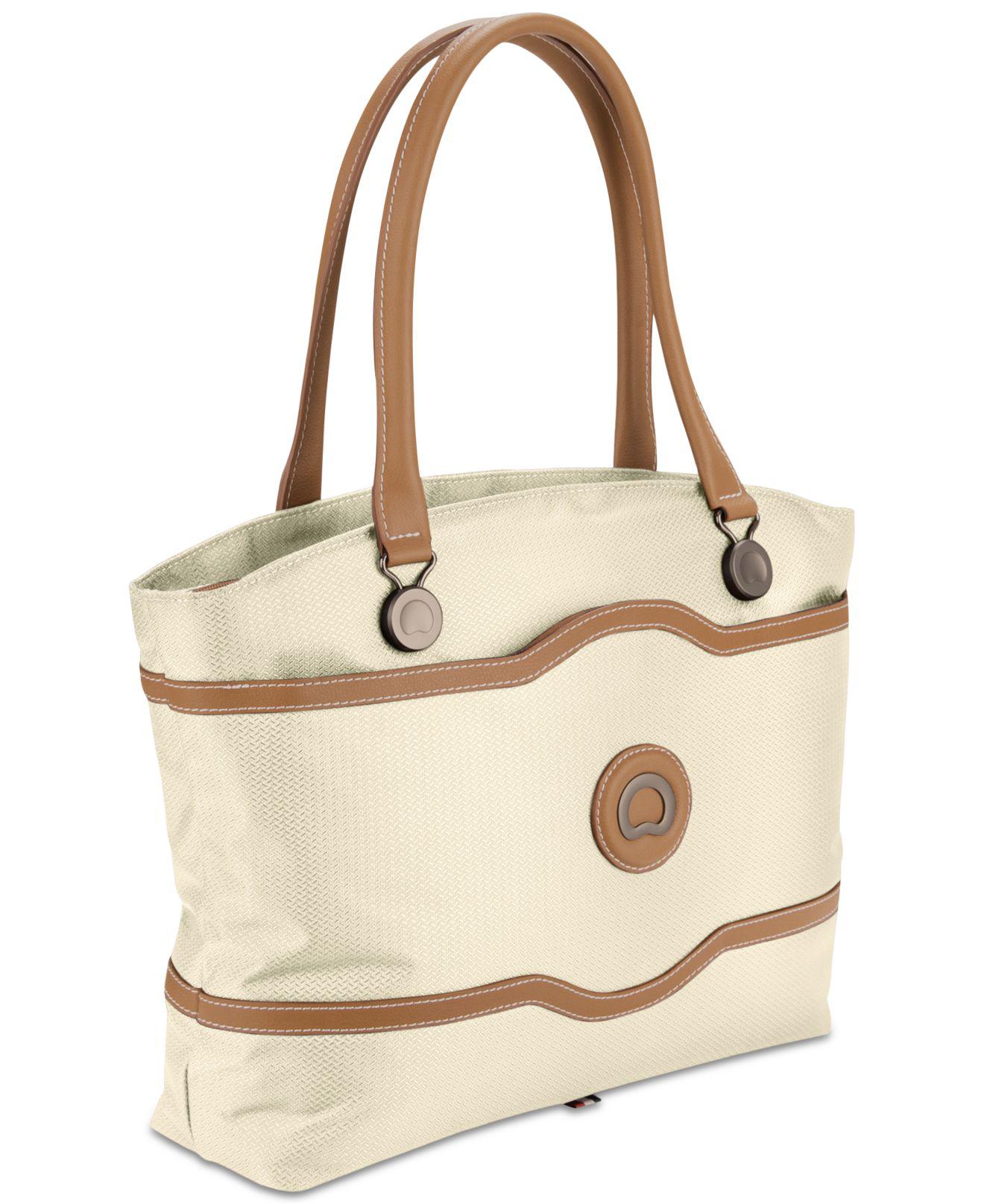 delsey purse