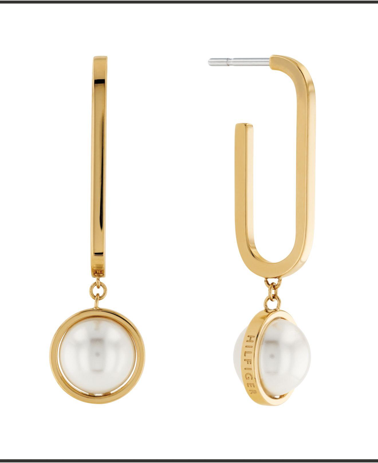 Tommy Hilfiger Imitation Pearl Drop Paperclip Earrings in Metallic | Lyst