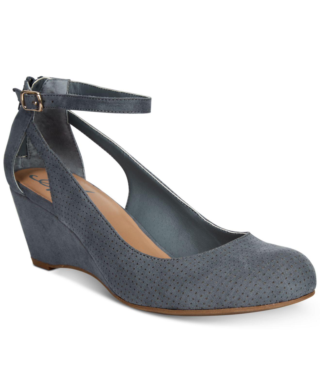 american rag miley chop out wedges