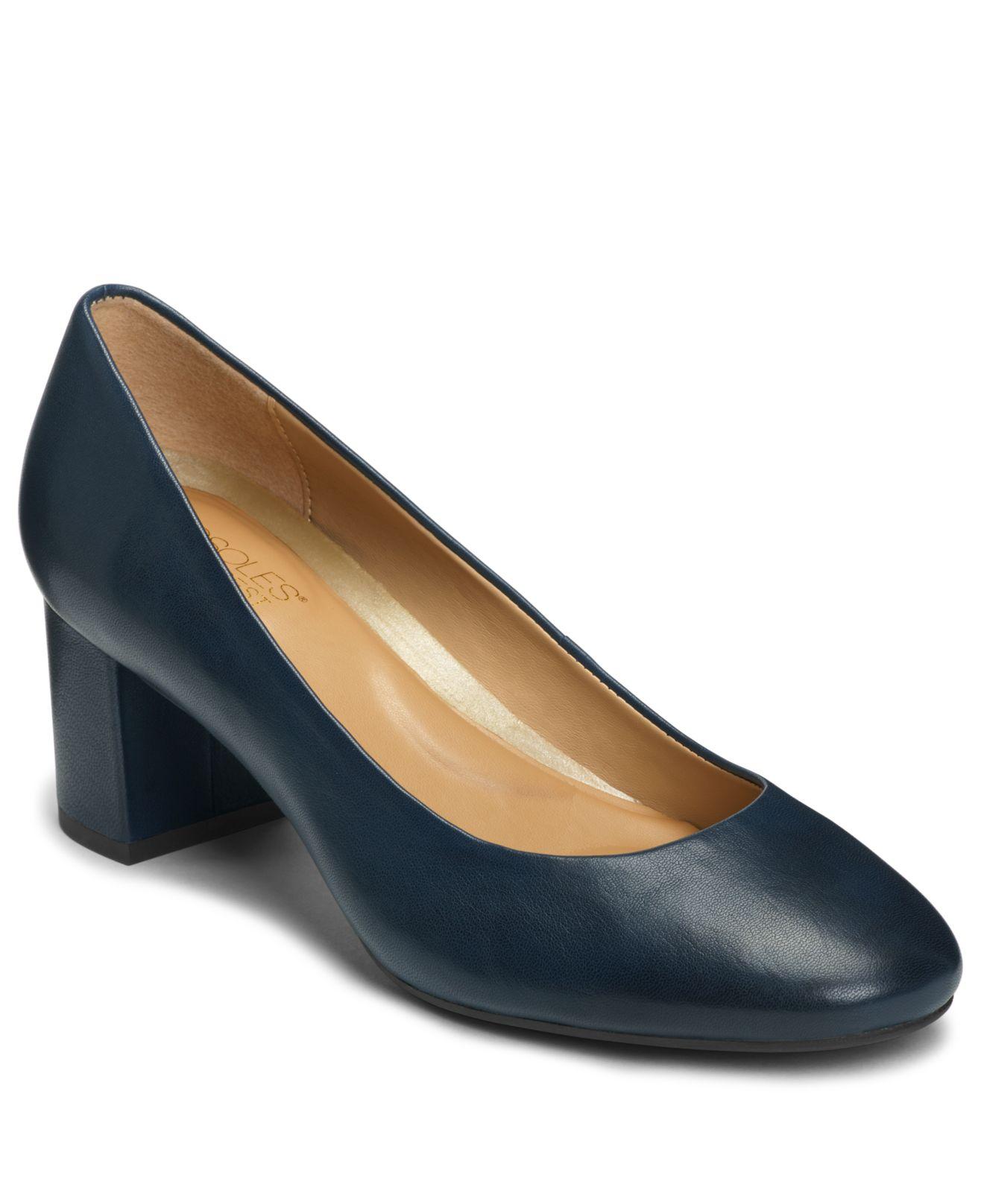 aerosoles eye candy pump