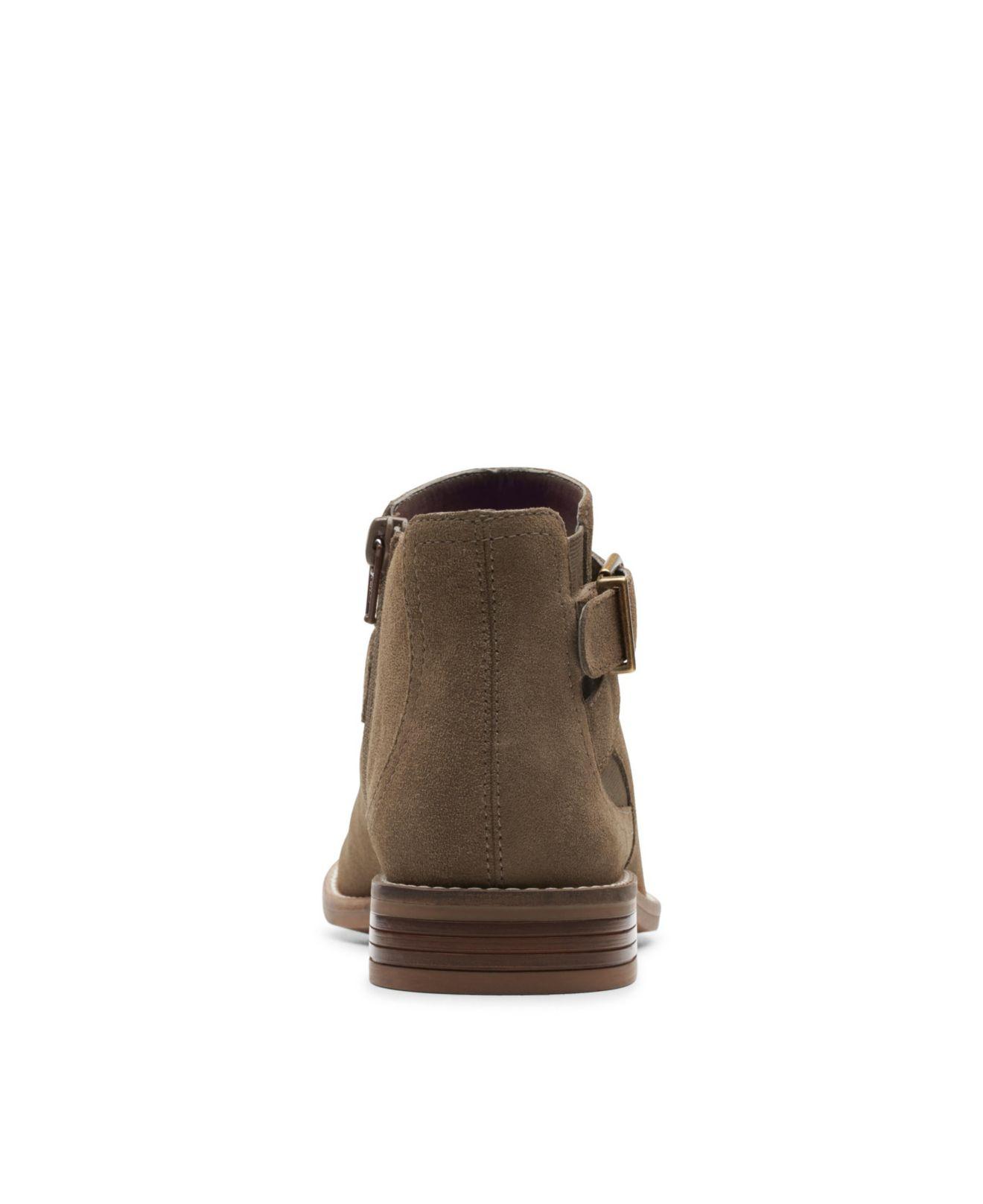clarks camzin hale taupe
