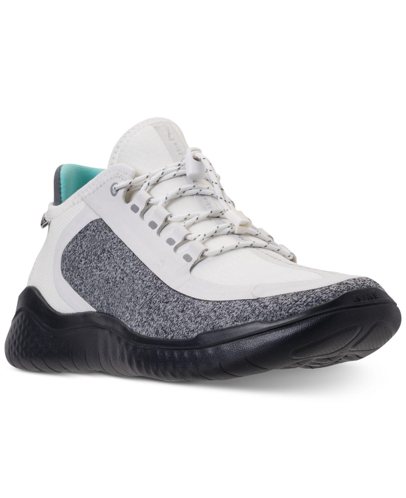nike free run shield women's