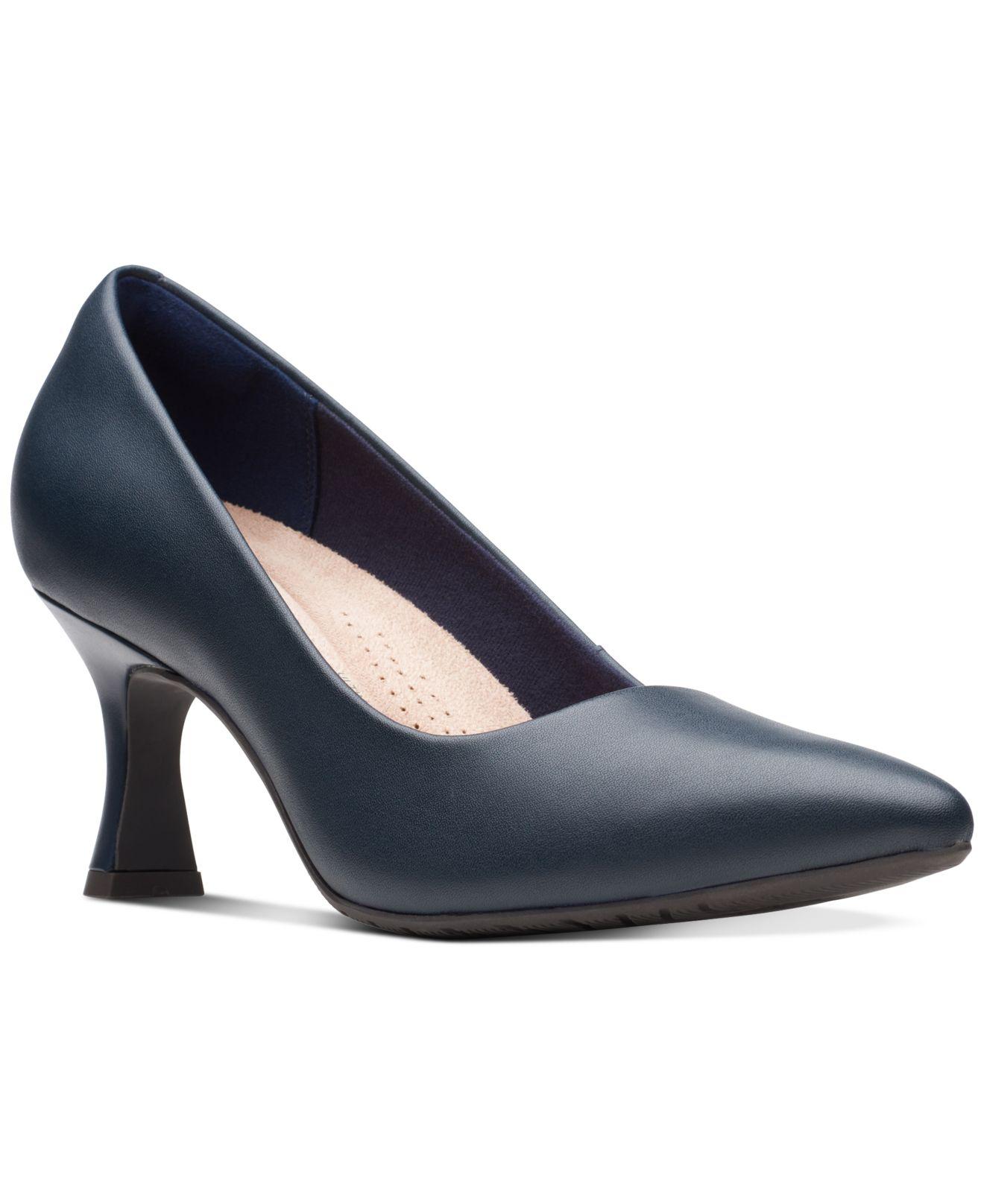 clarks navy pumps
