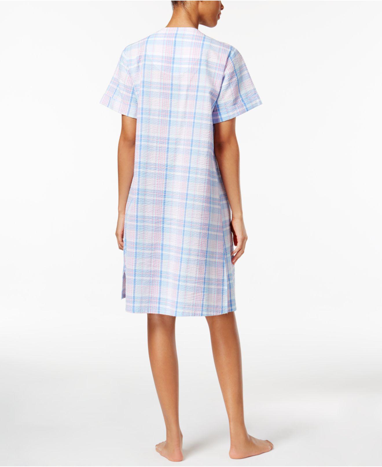 Miss Elaine Cotton Plaid Snapfront Robe in Blue Lyst